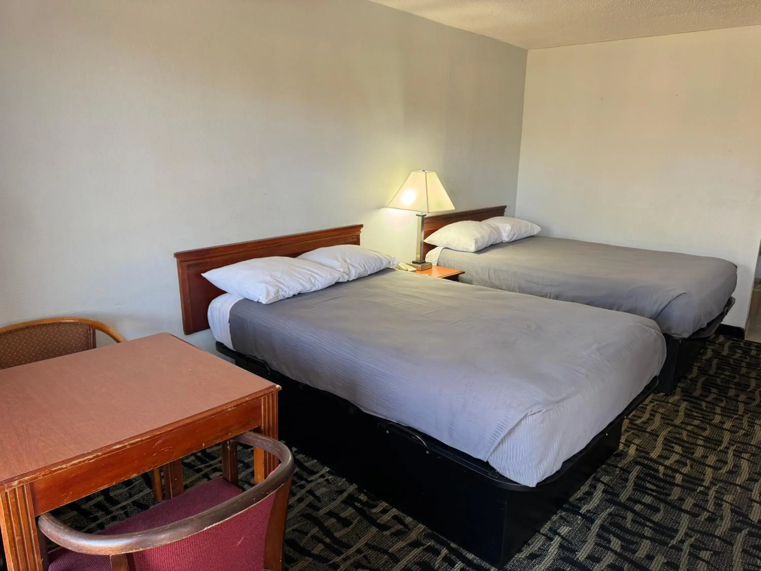 Economy Double Room - Smoking in Newnan Nook Economy Double Room - Smoking in Newnan Nook