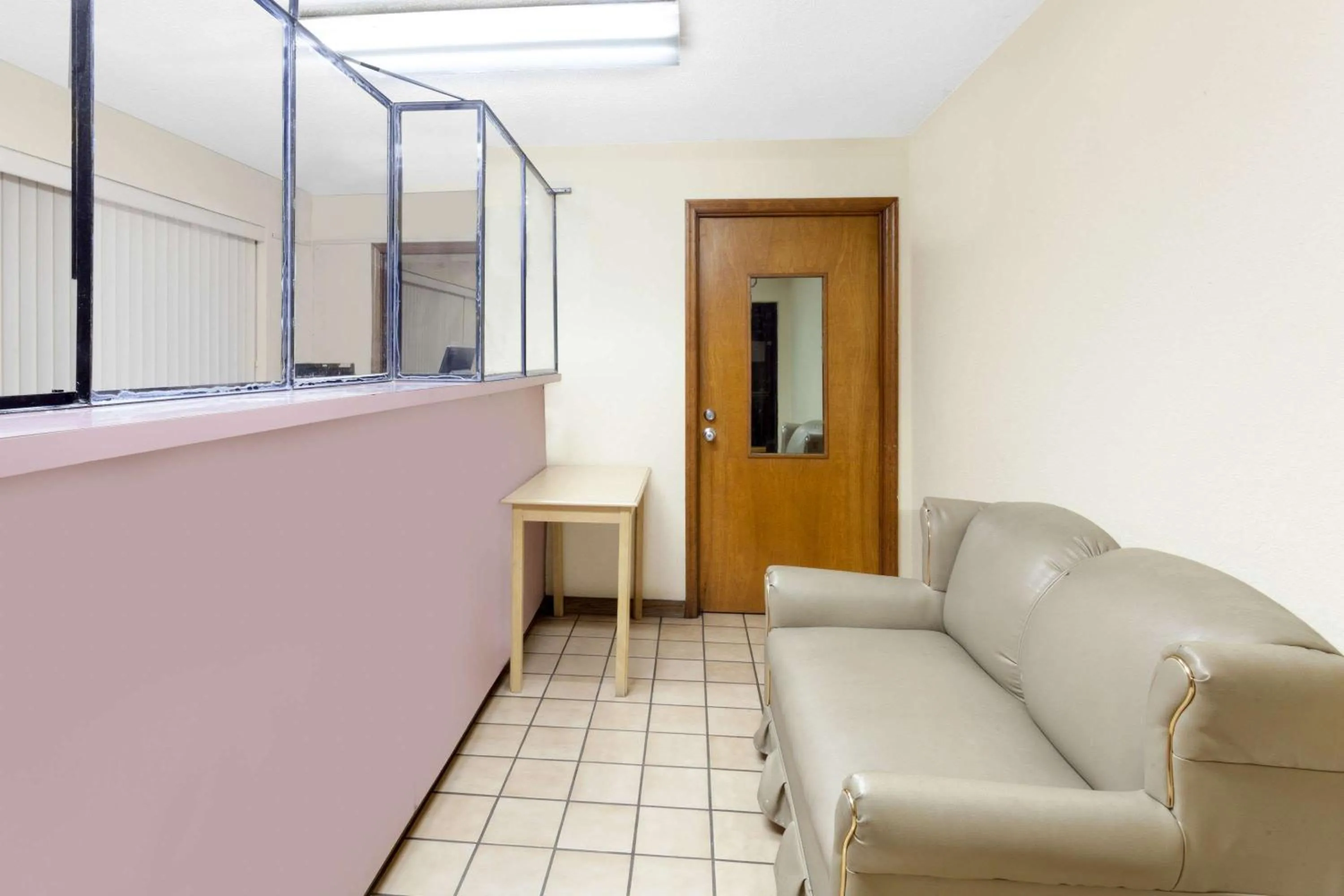 Lobby or reception in Days Inn by Wyndham Columbia NE Fort Jackson