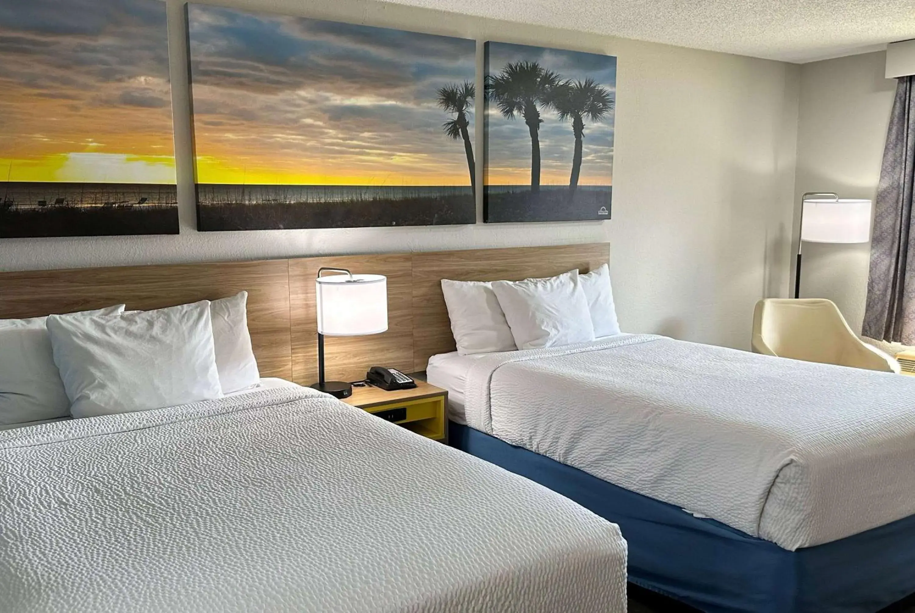 Deluxe Double Room with Two Double Beds - Non-Smoking in Days Inn by Wyndham Columbia NE Fort Jackson Deluxe Double Room with Two Double Beds - Non-Smoking in Days Inn by Wyndham Columbia NE Fort Jackson