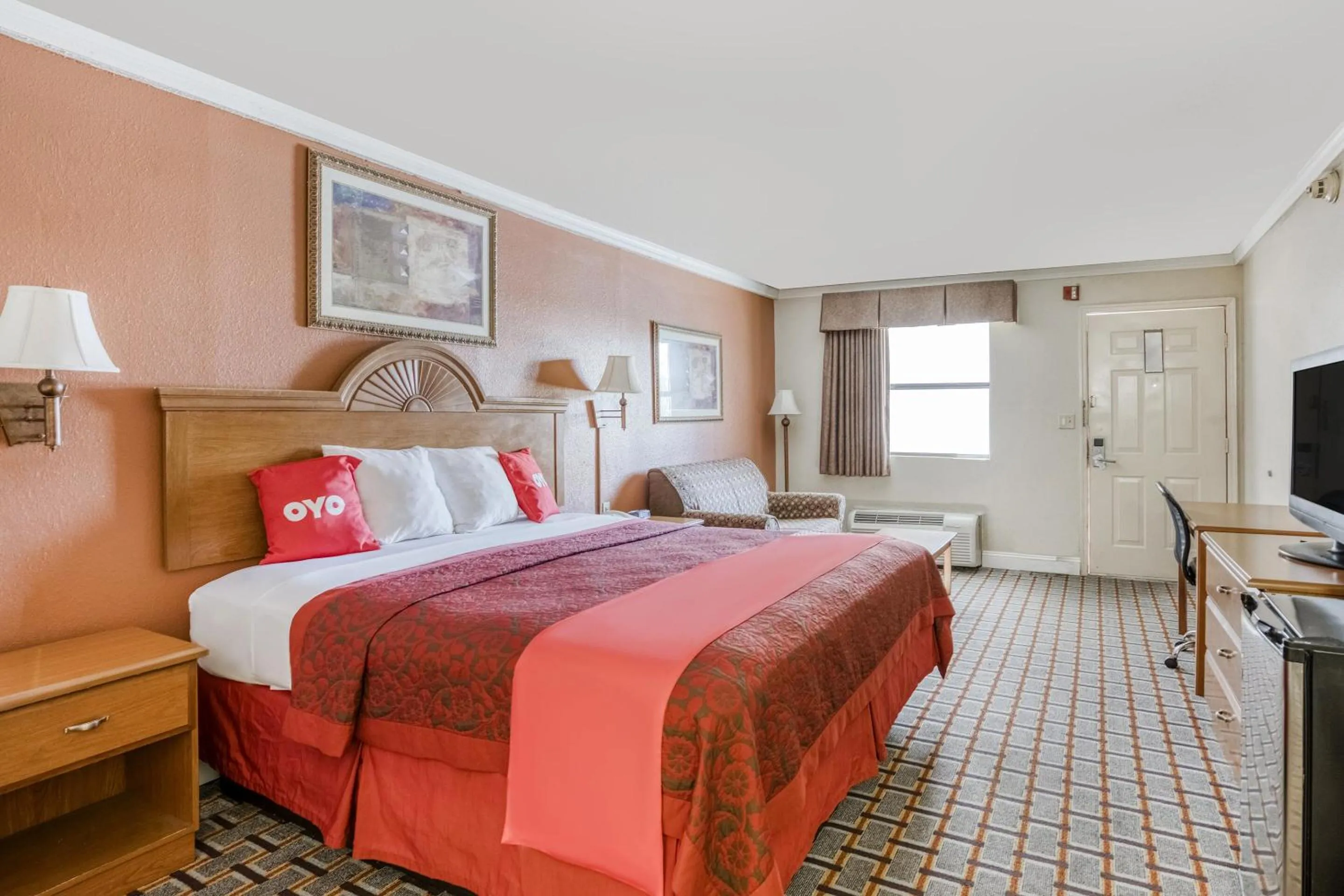 Bedroom in OYO Hotel Pineville LA Hwy 165