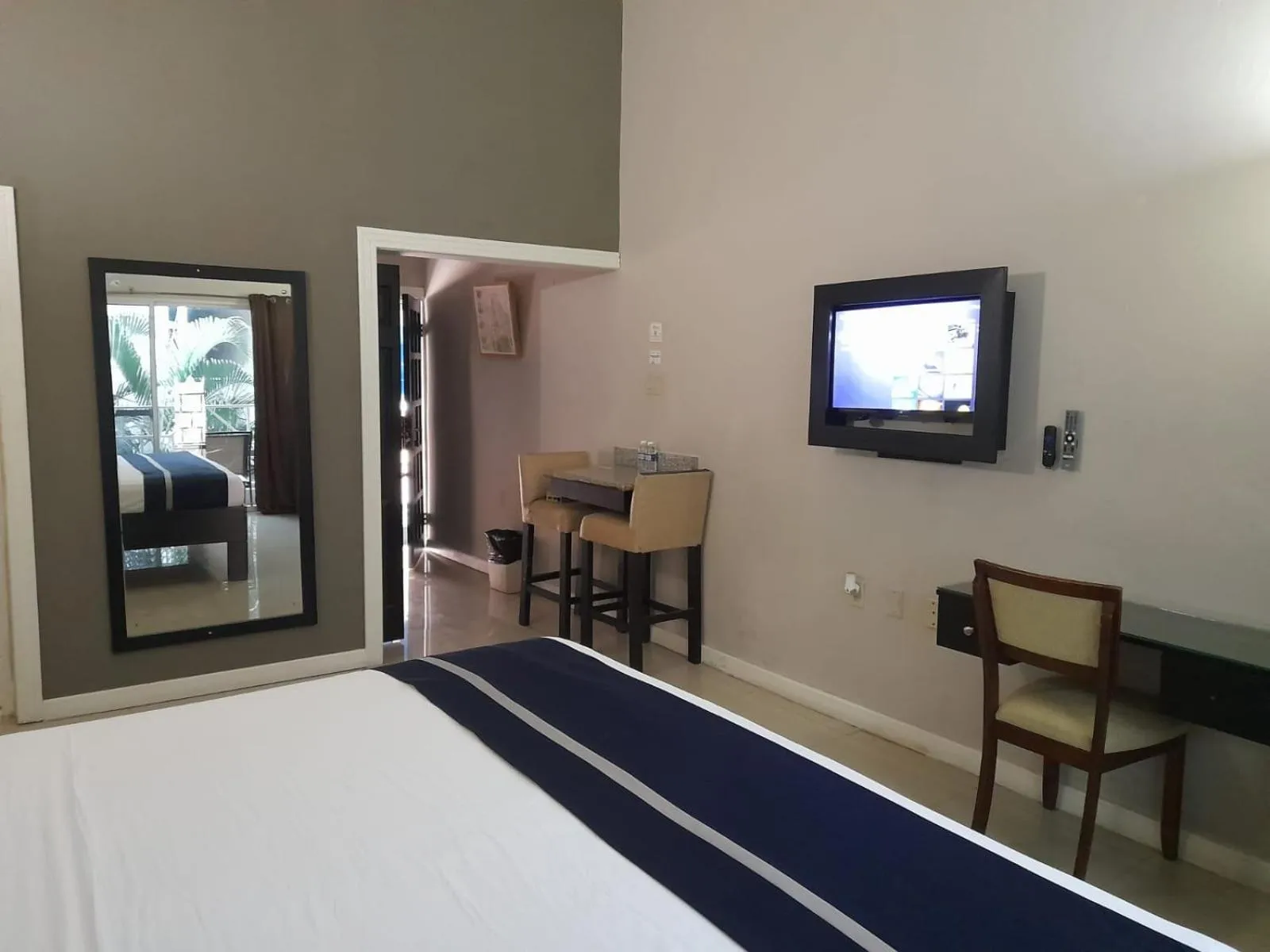 Bed in Christar Villas Hotel