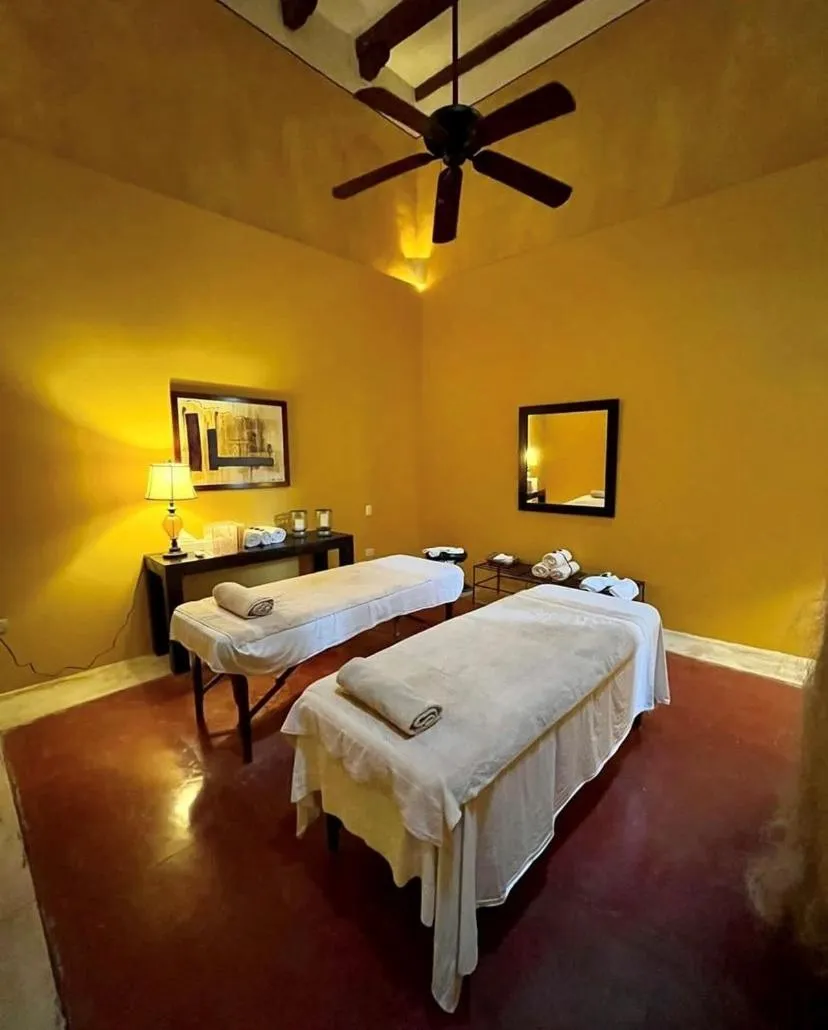 Spa and wellness centre/facilities, Bed in Hotel Hacienda Mérida VIP