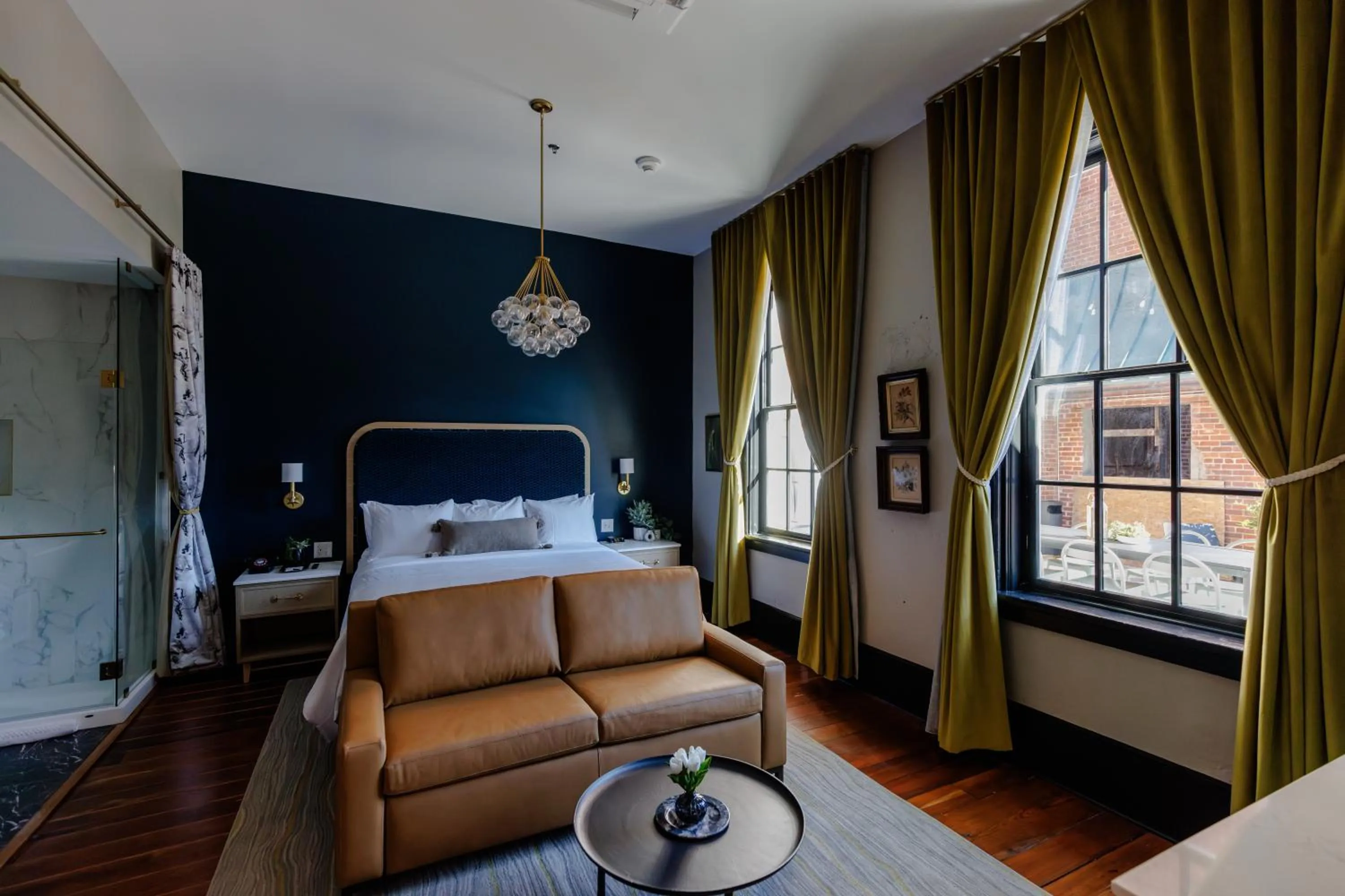 Bed in Hotel Trundle