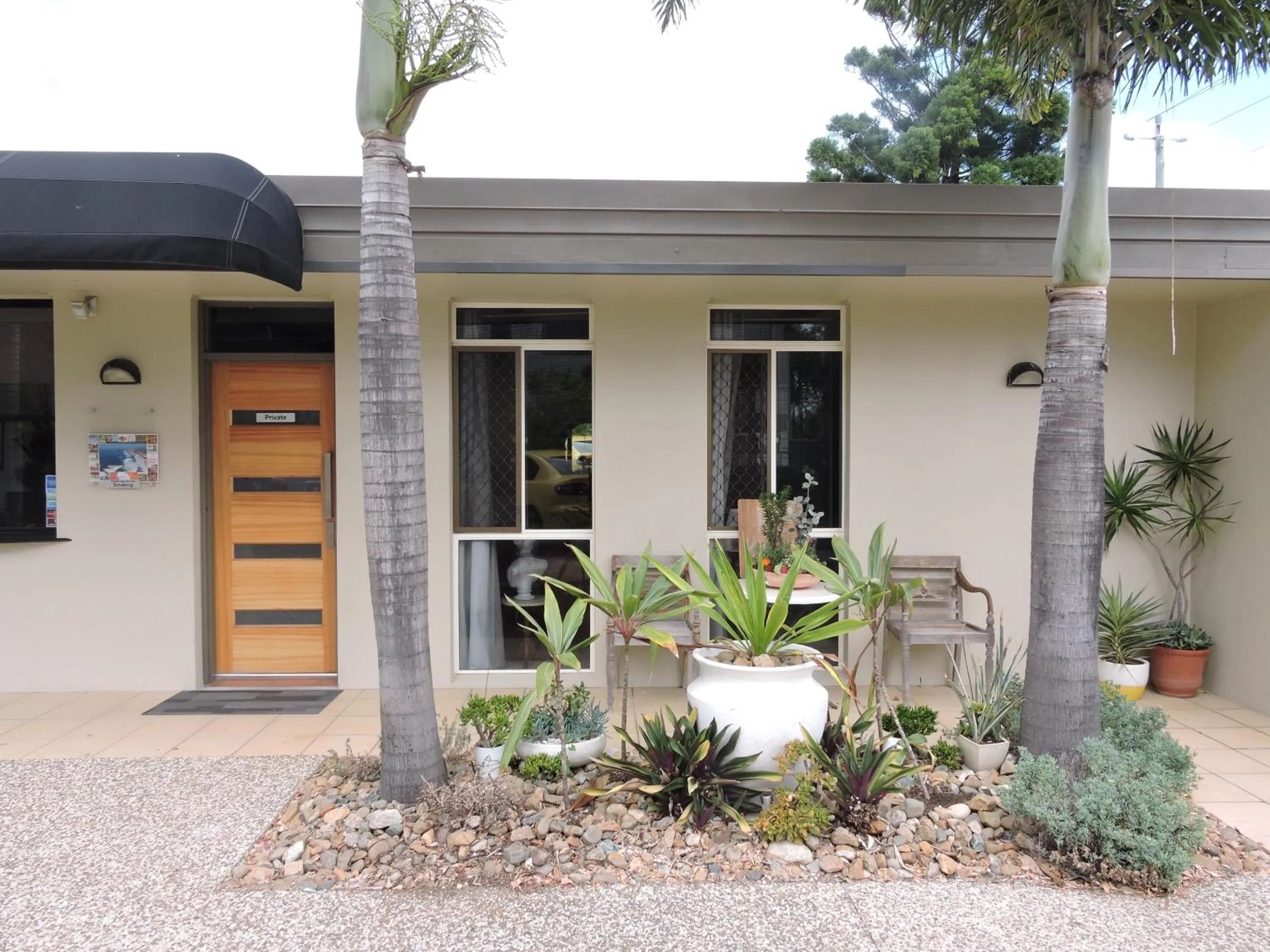 Facade/entrance in Horizons Motel