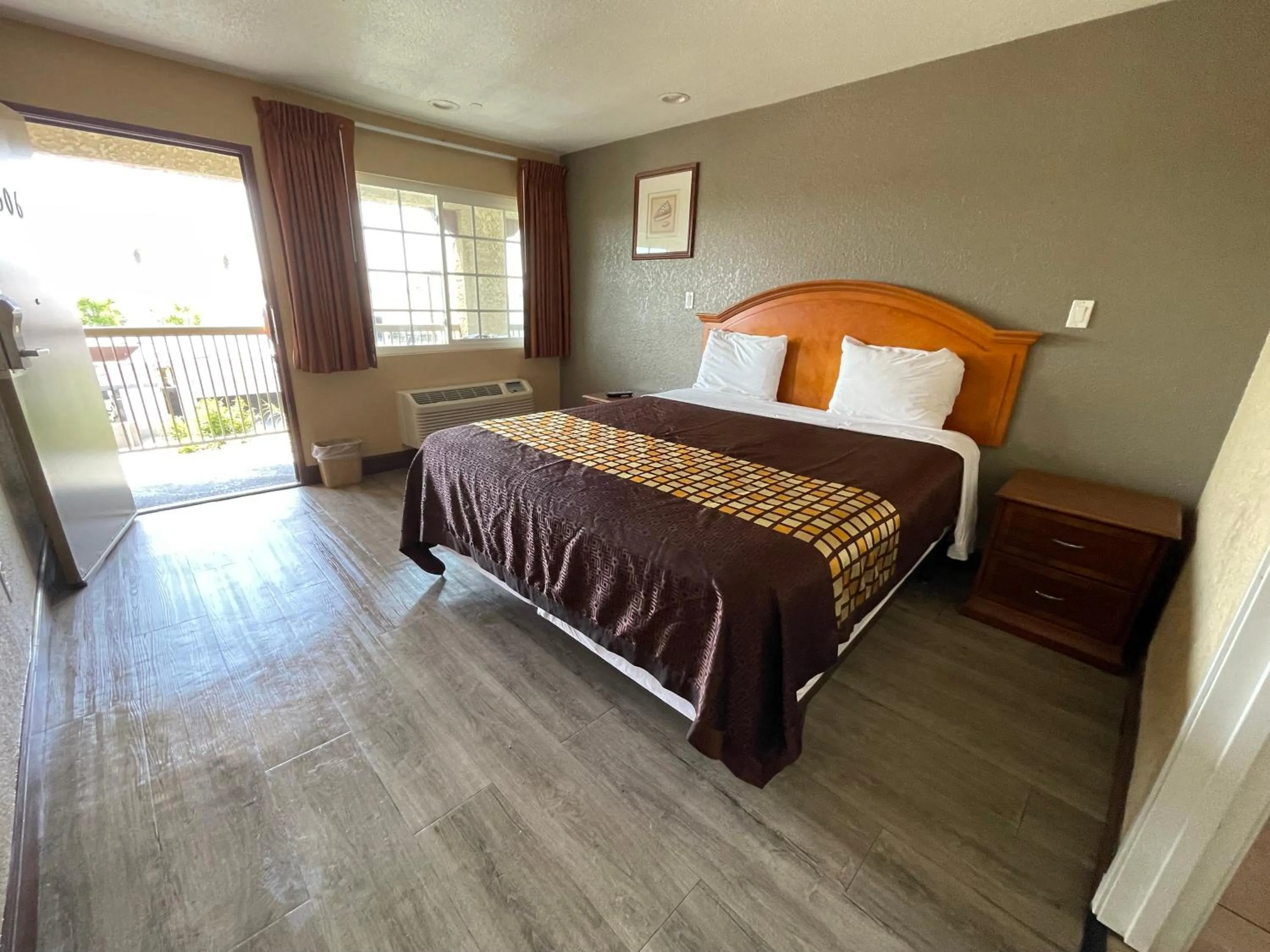 Bed in Arlington Inn