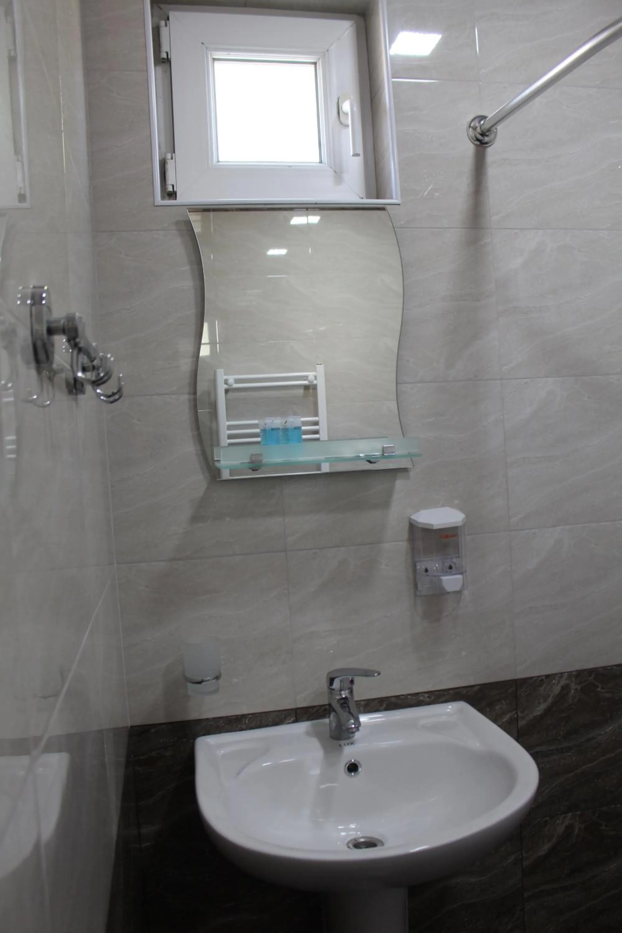 Bathroom in Hotel Rabati