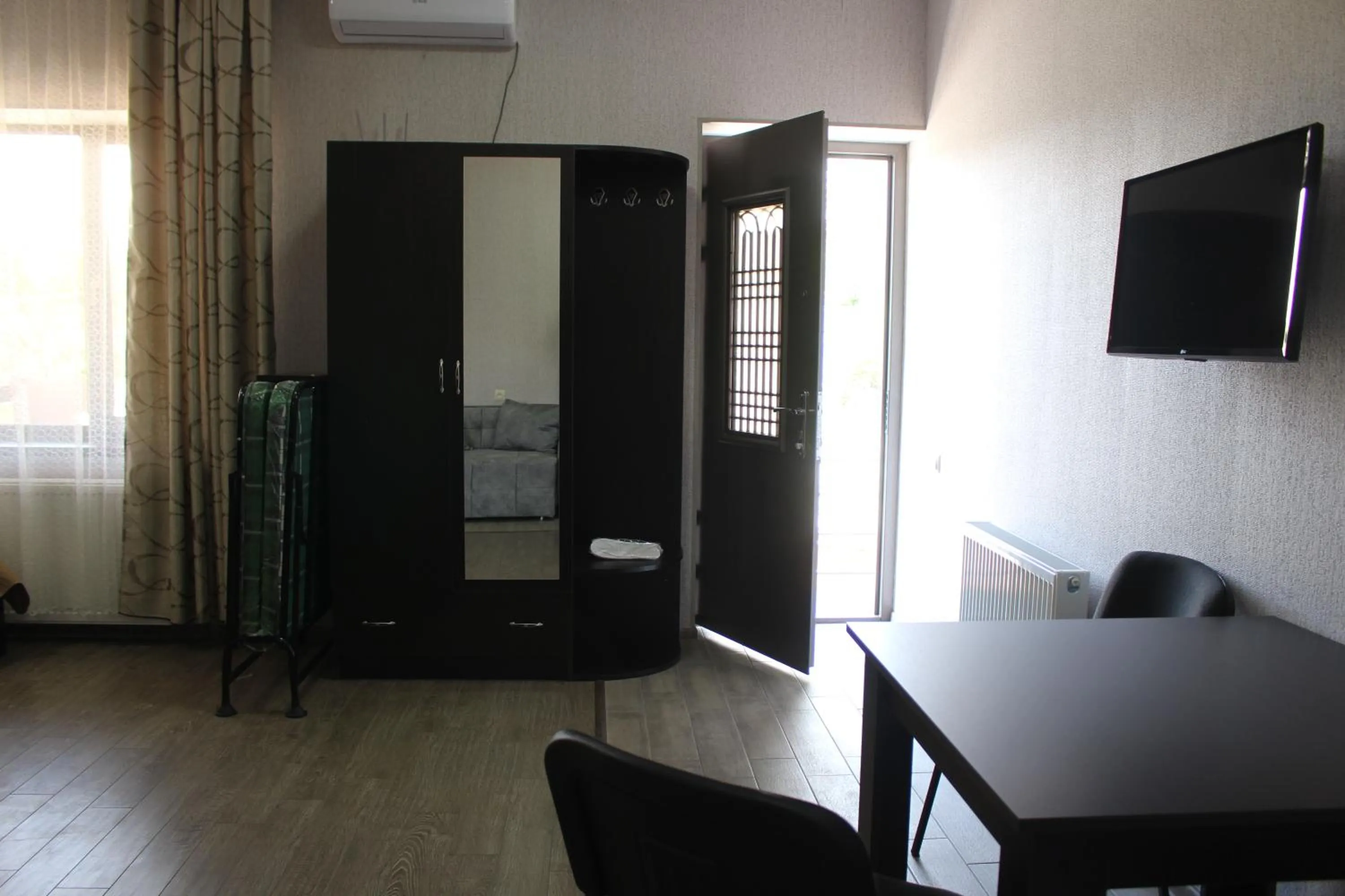 Communal lounge/ TV room in Hotel Rabati