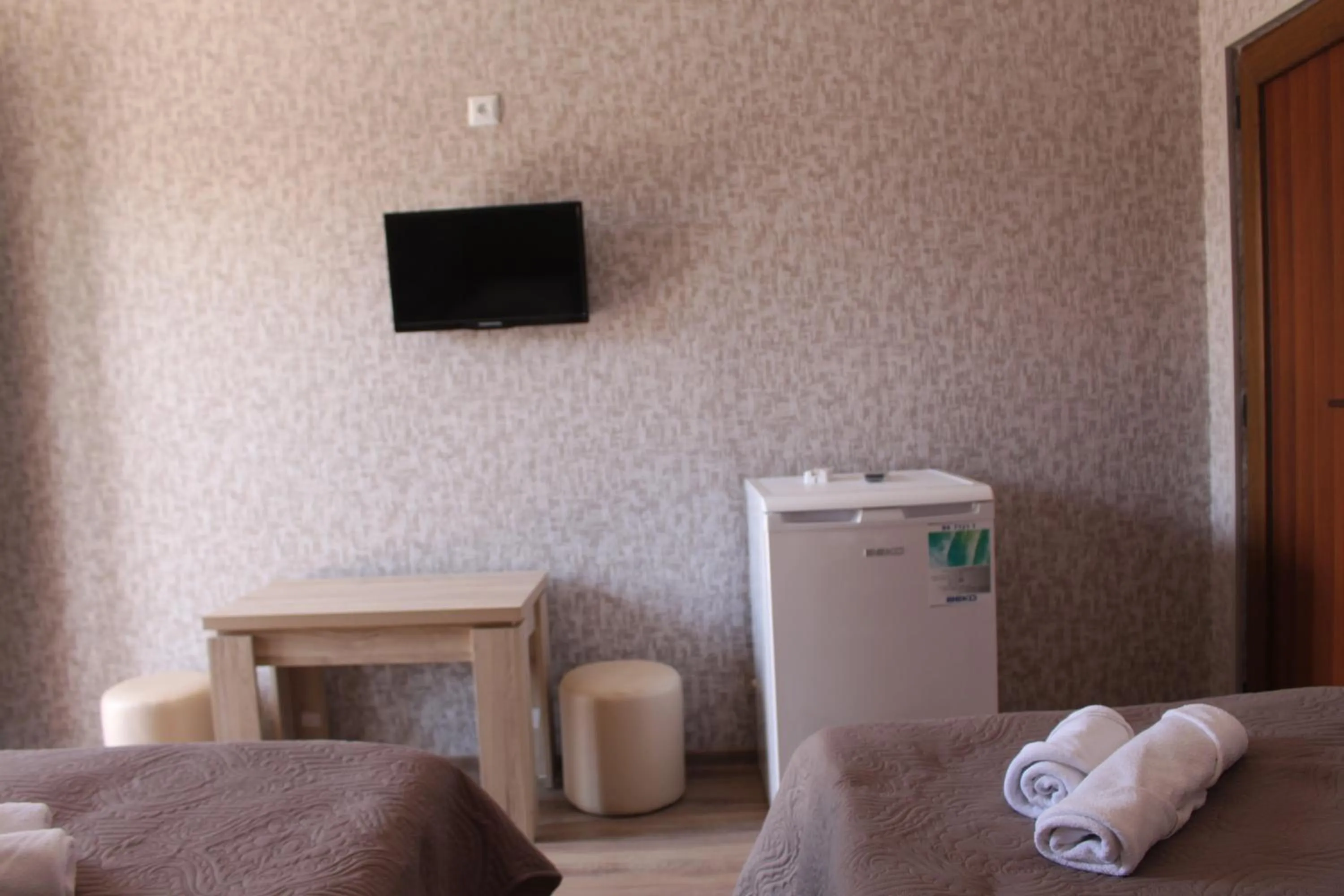 Communal lounge/ TV room in Hotel Rabati