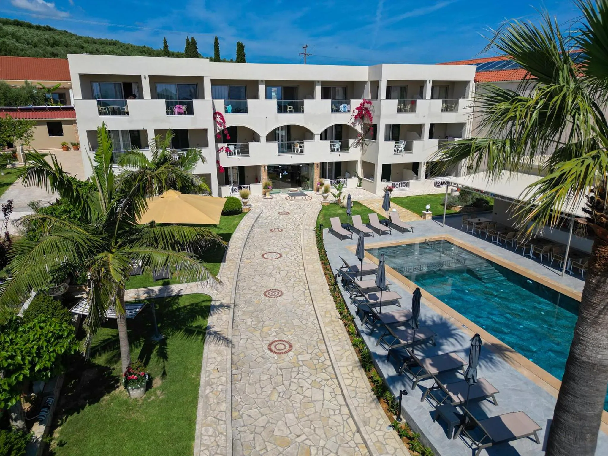 Swimming pool in Remezzo Studios & Apartments