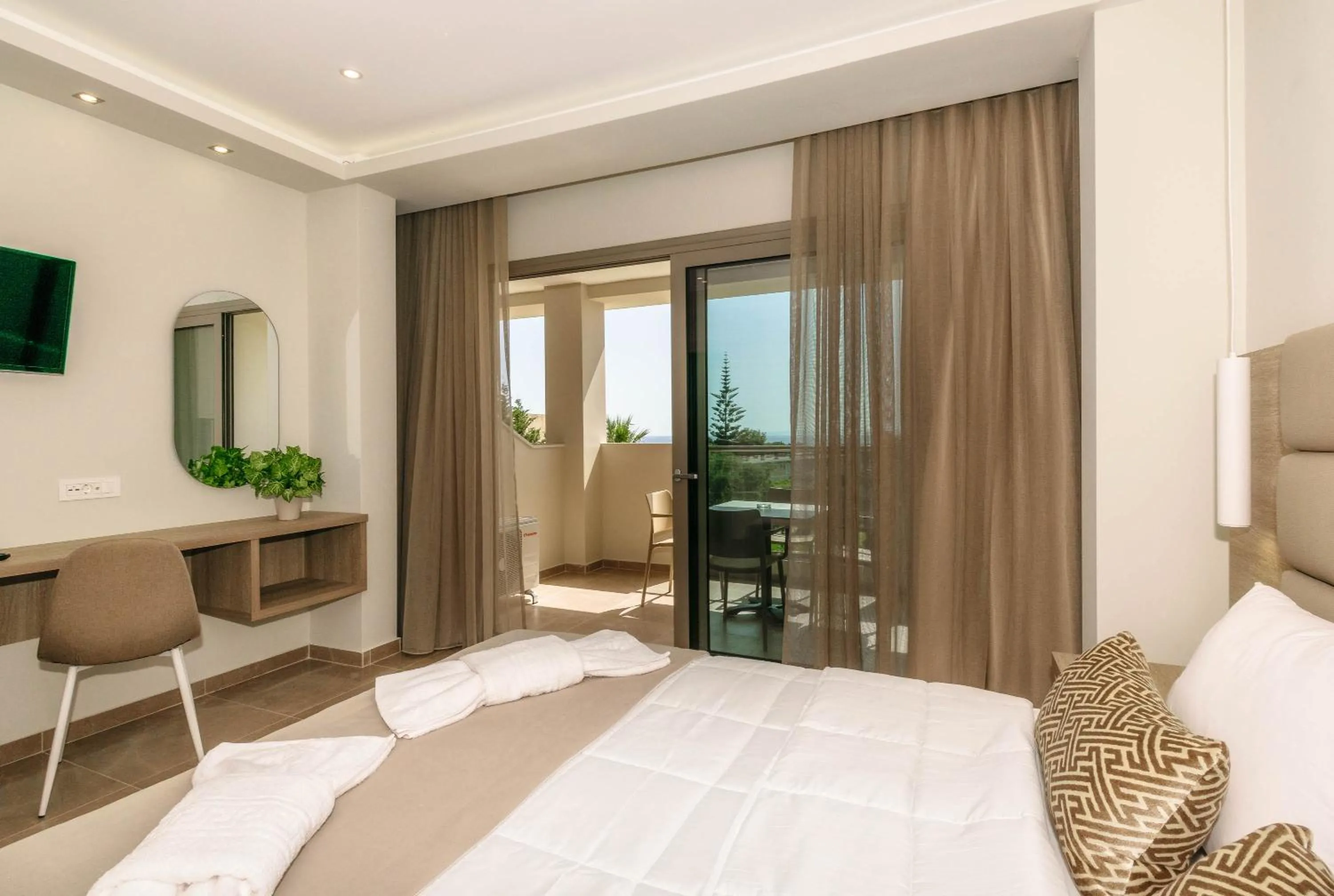 Bed in Remezzo Studios & Apartments