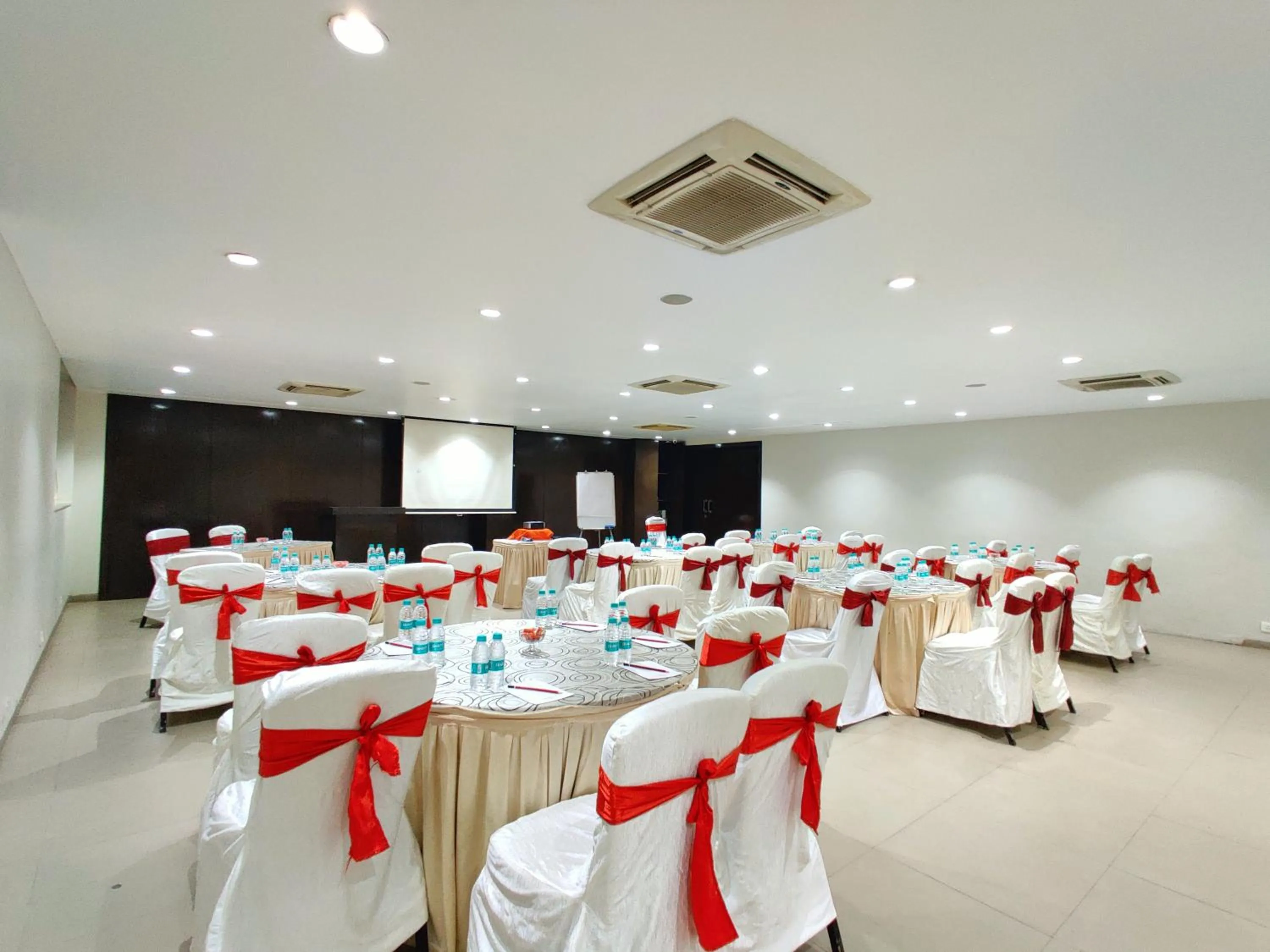 Citrus Hotel Lonavala