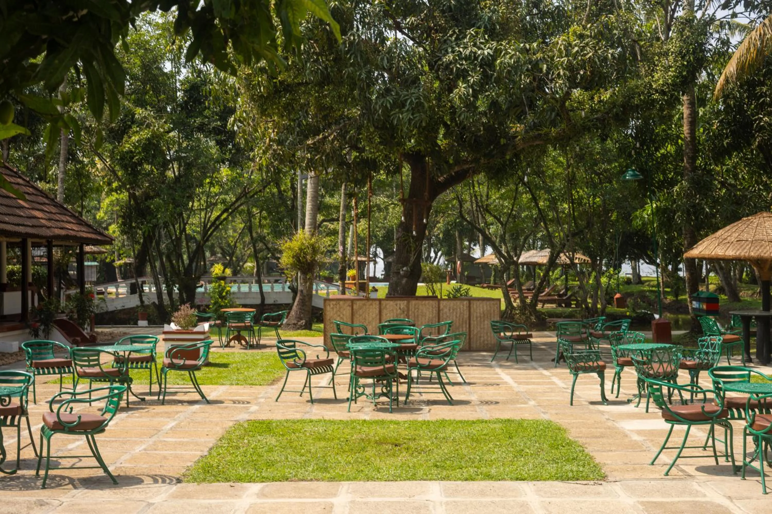 Restaurant/places to eat in Coconut Lagoon Kumarakom - A CGH Earth Experience