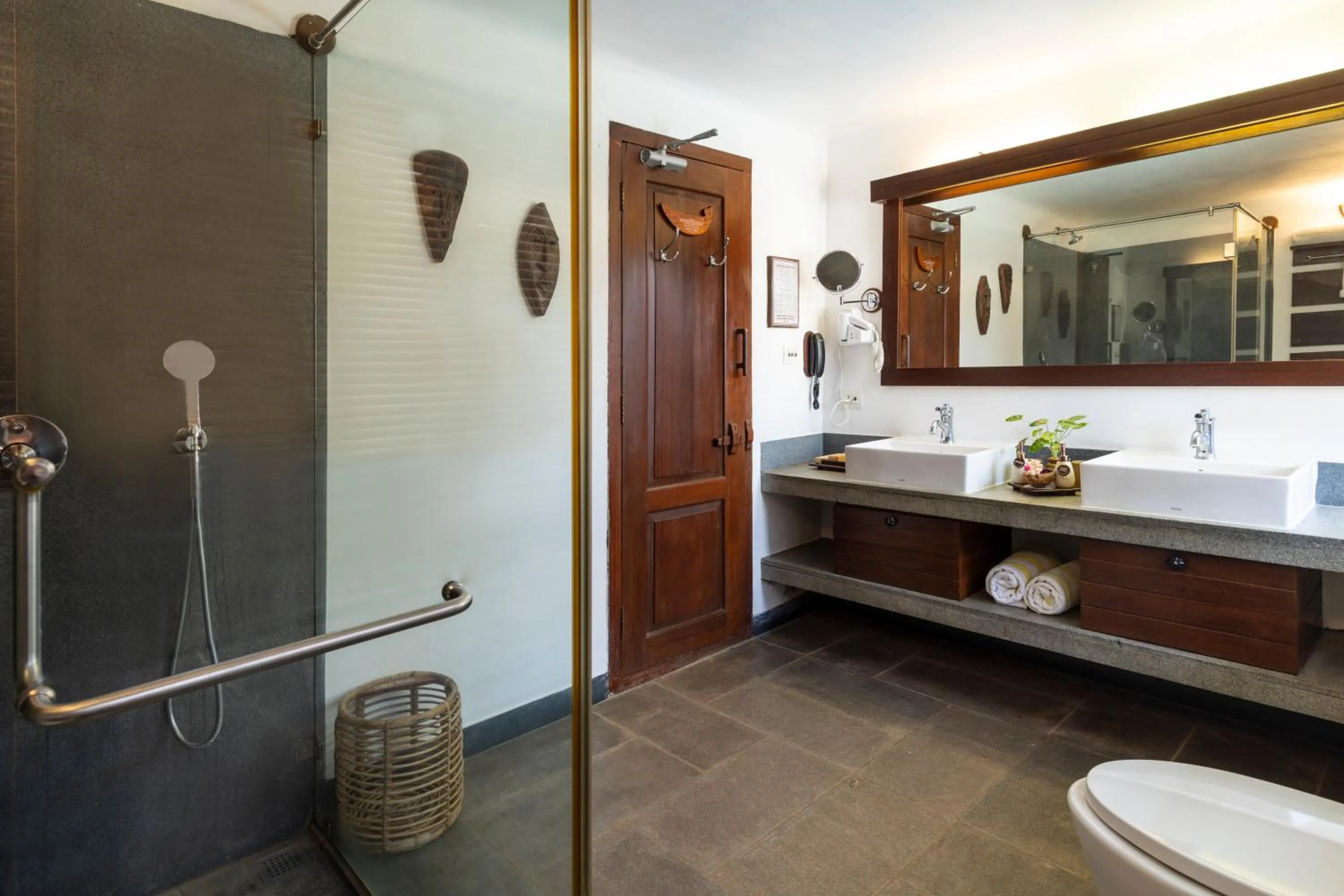 Bathroom in Coconut Lagoon Kumarakom - A CGH Earth Experience