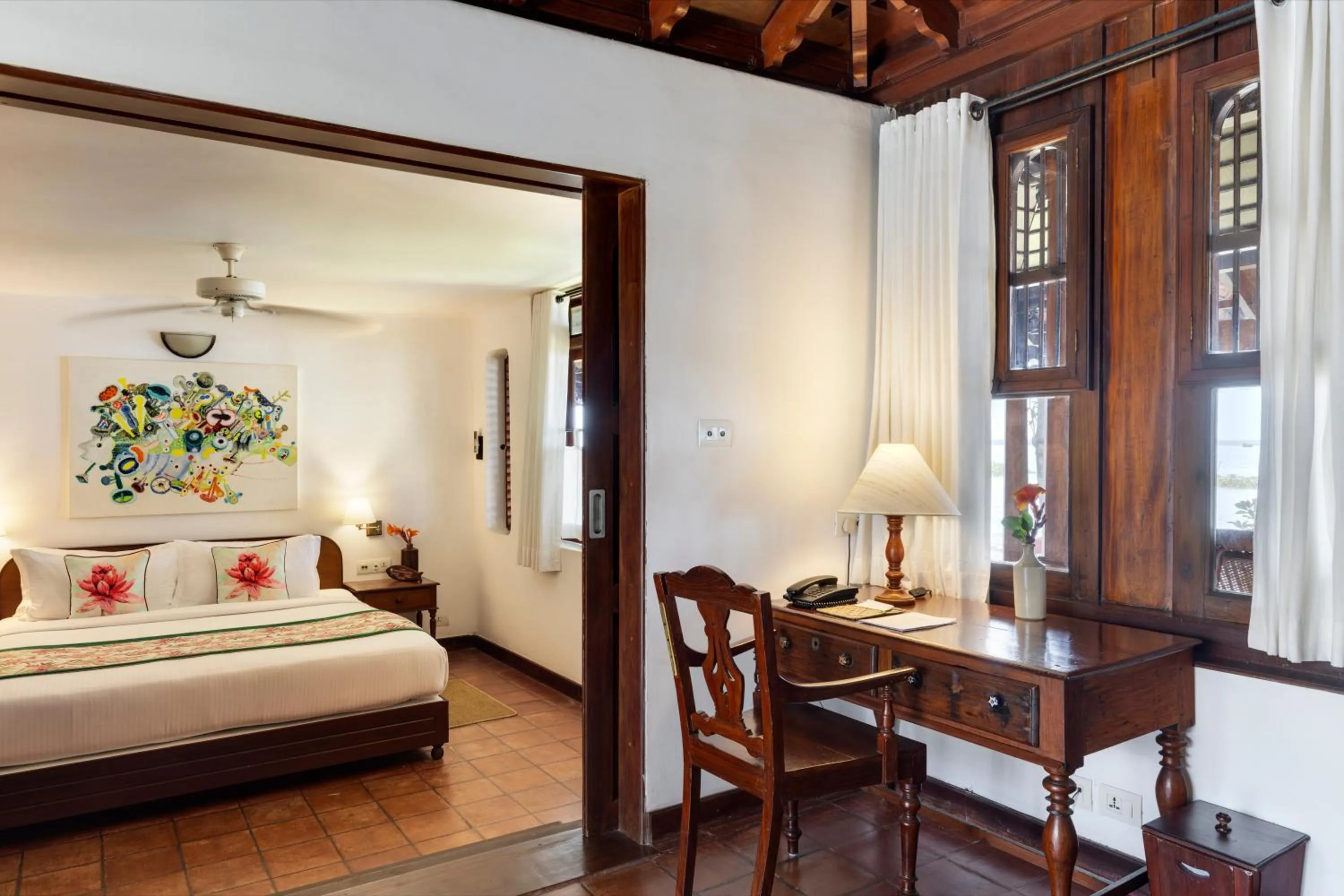 Bedroom, Bed in Coconut Lagoon Kumarakom - A CGH Earth Experience