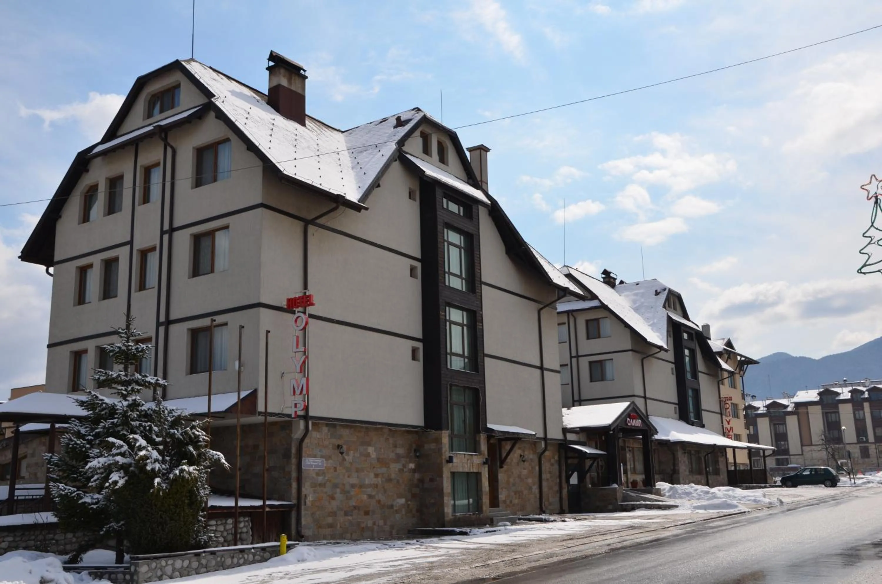 Facade/entrance in Olymp Hotel