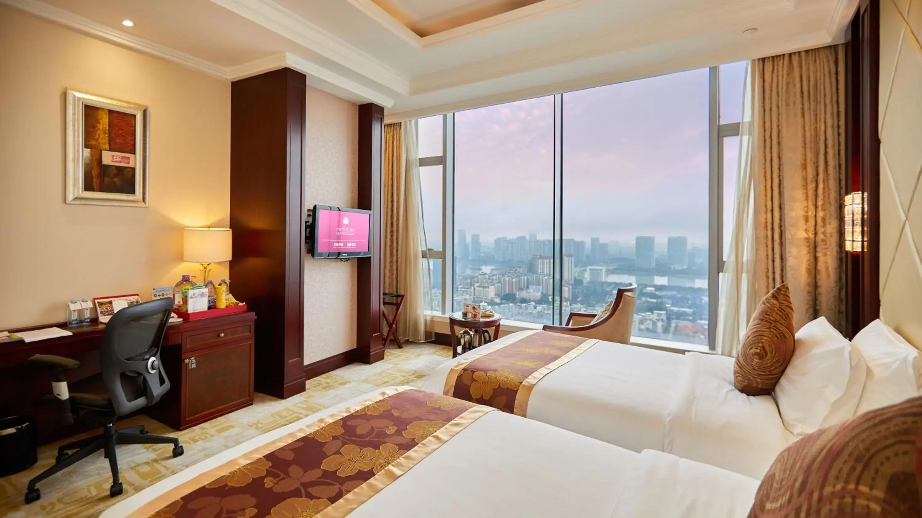 Executive Twin Room in Soluxe Hotel Guangzhou Executive Twin Room in Soluxe Hotel Guangzhou