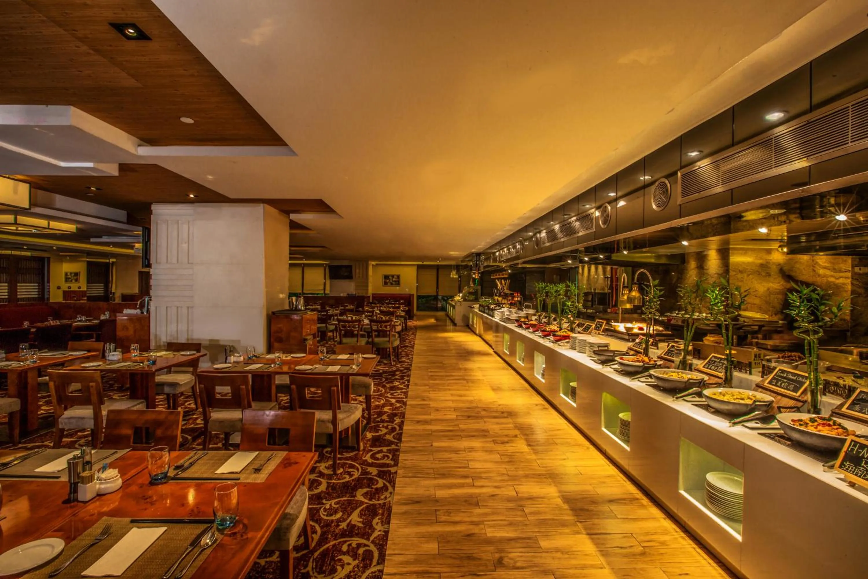 Restaurant/places to eat in Soluxe Hotel Guangzhou