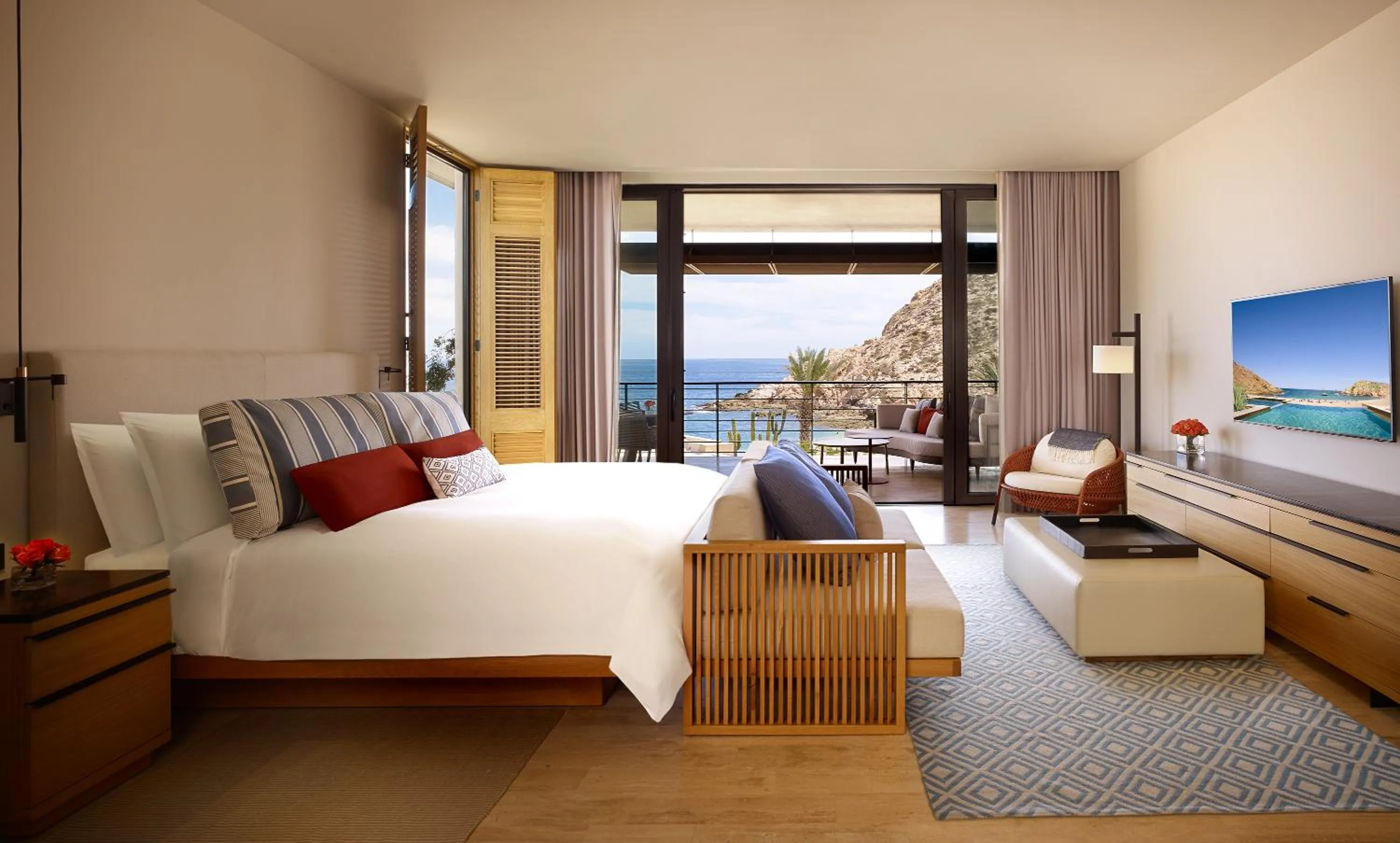 Photo of the whole room, Bed in Montage Los Cabos