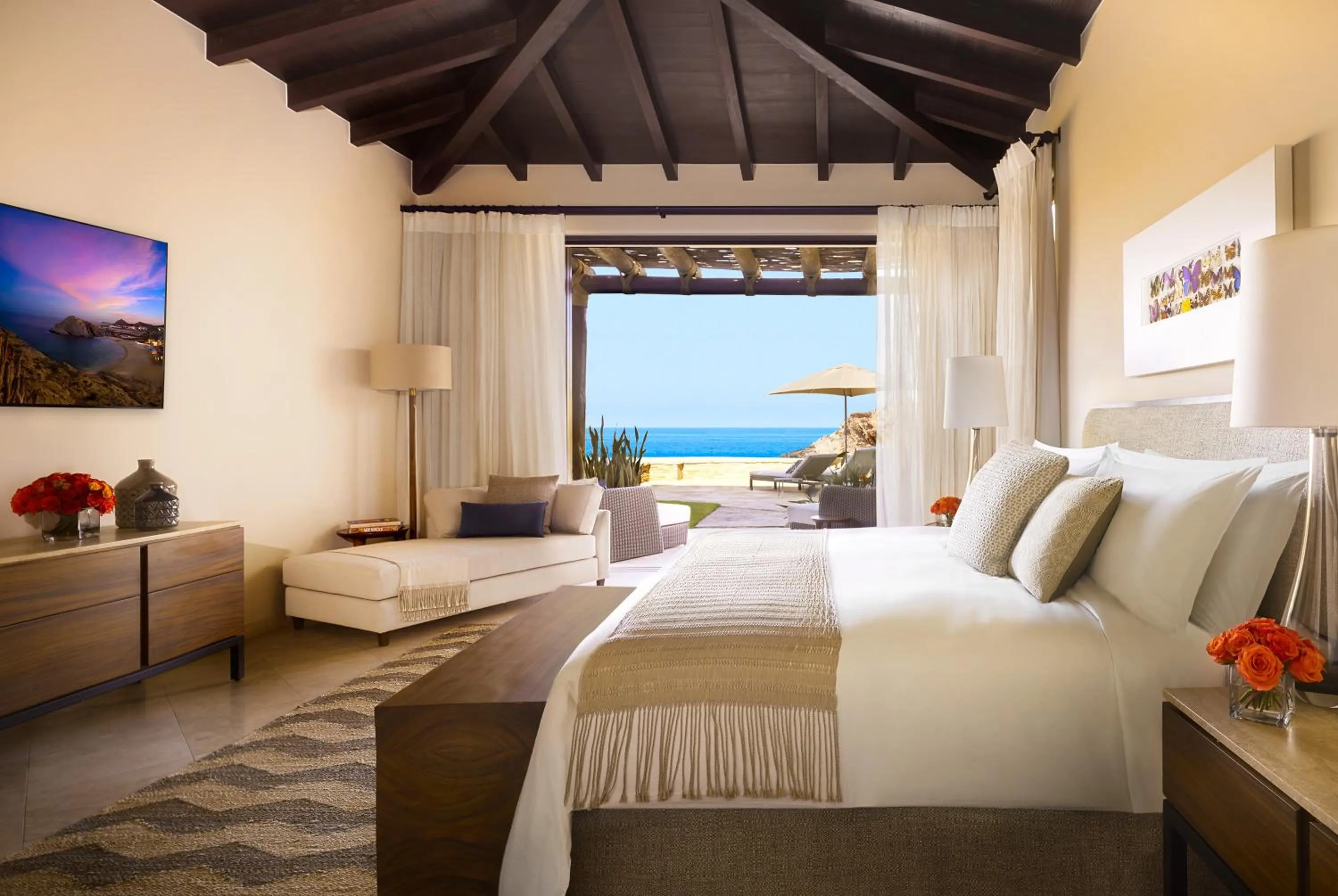 Bed in Montage Los Cabos