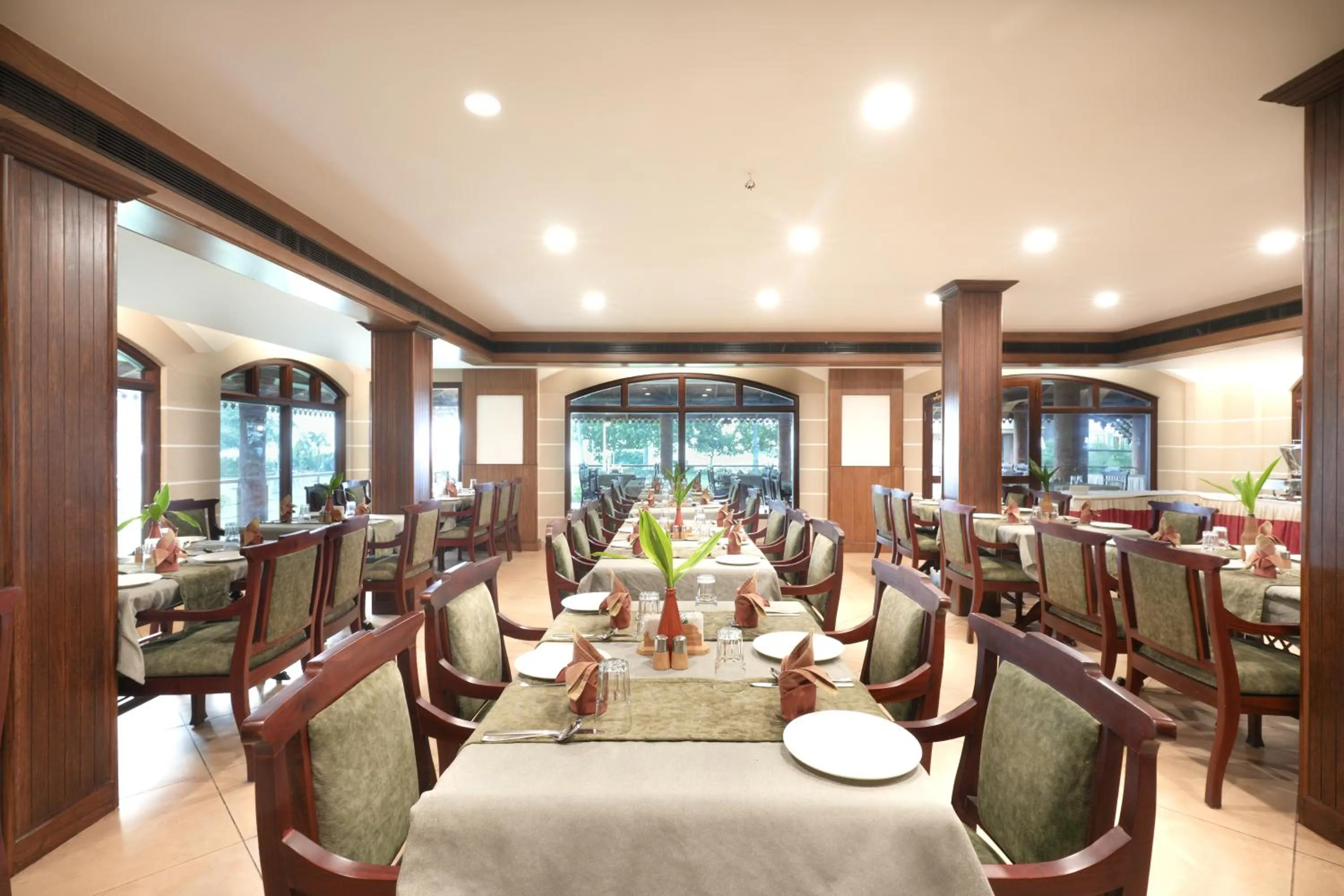 Restaurant/places to eat in Lakesong Resort