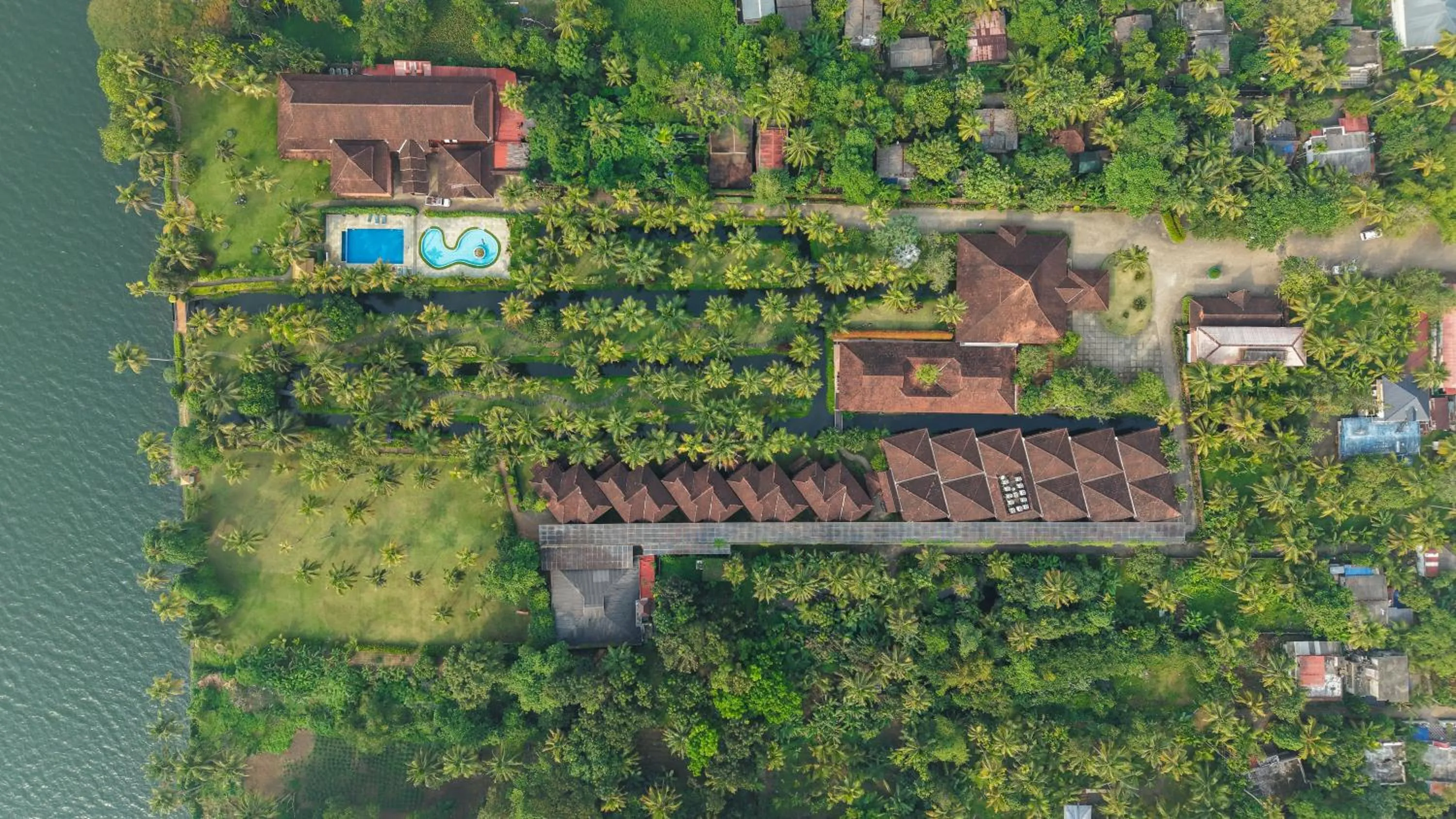 Property building in Lakesong Resort