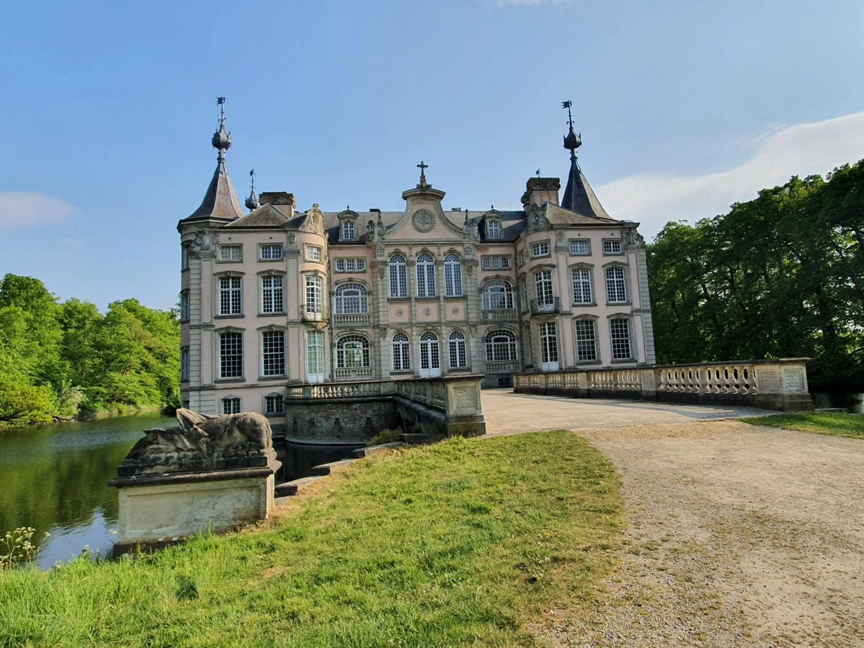 Nearby landmark in B&B Kanegem Onverbloemd