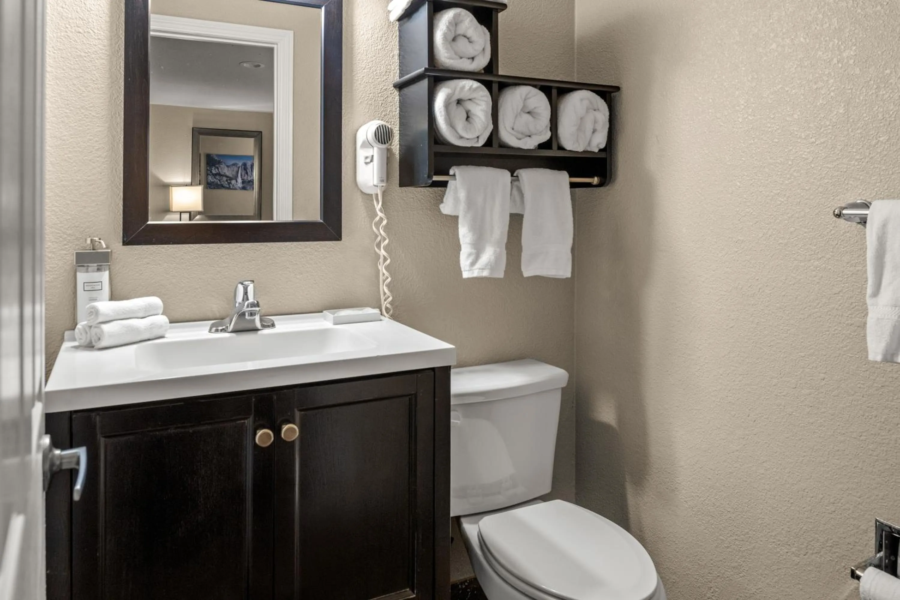 Toilet in Buck Meadows Lodge