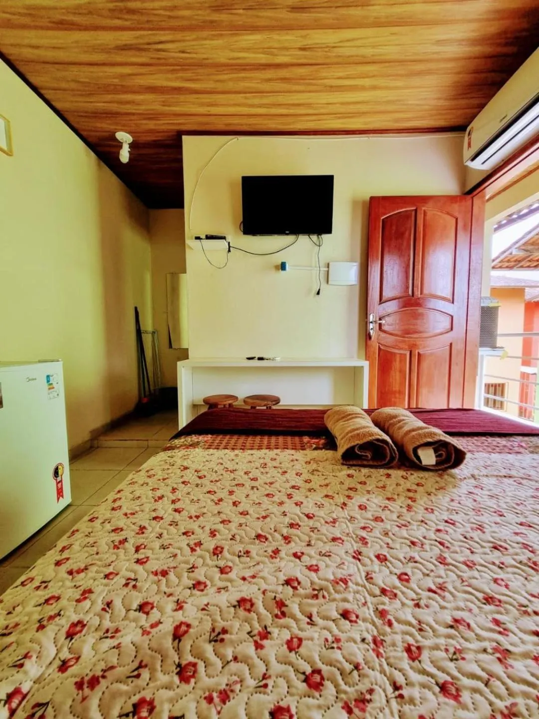 Bed in Residencial Atlântico Sul