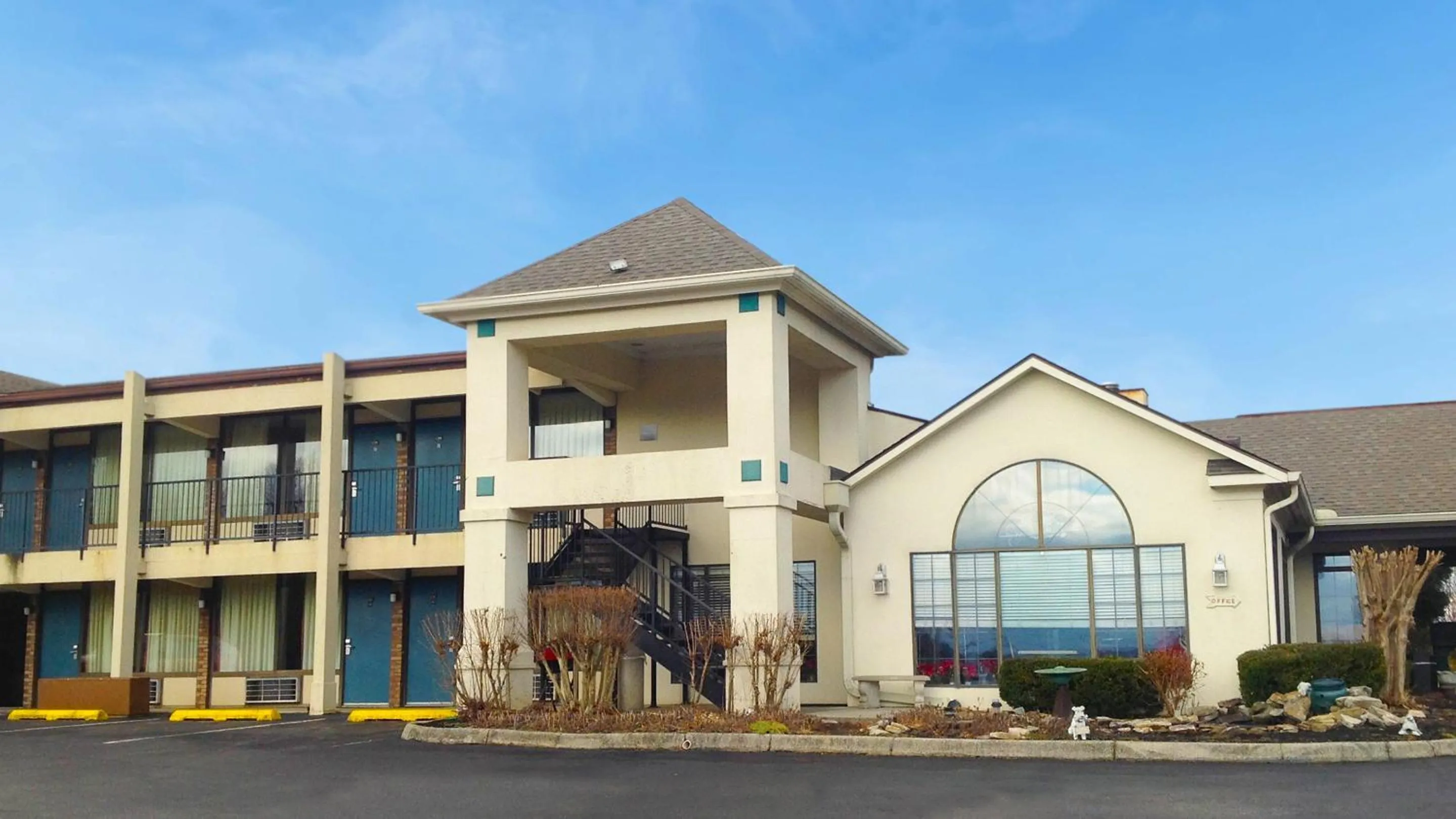 Property building in Inn of Loudon