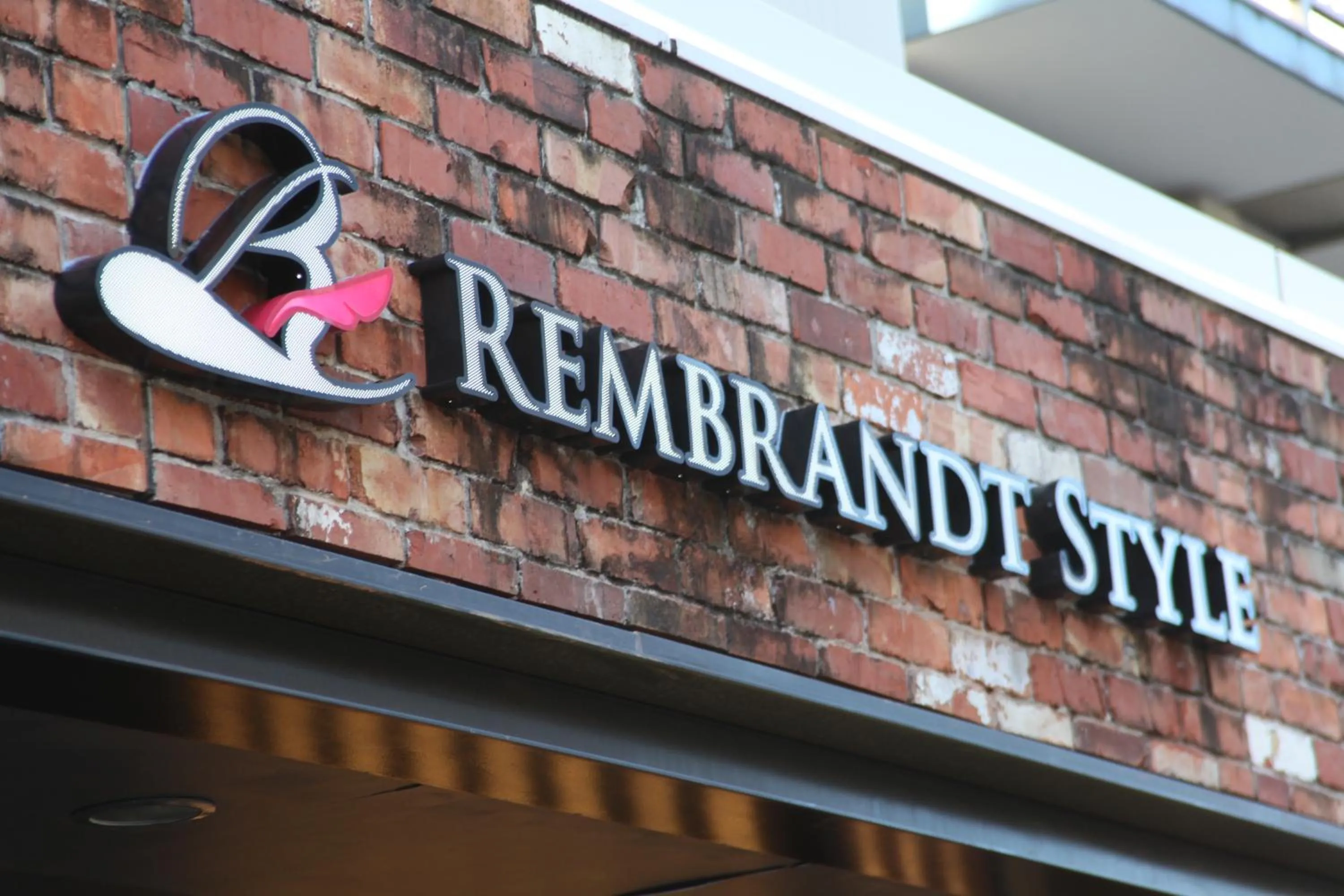 Logo/Certificate/Sign in Rembrandt Style Yokohama Kannai