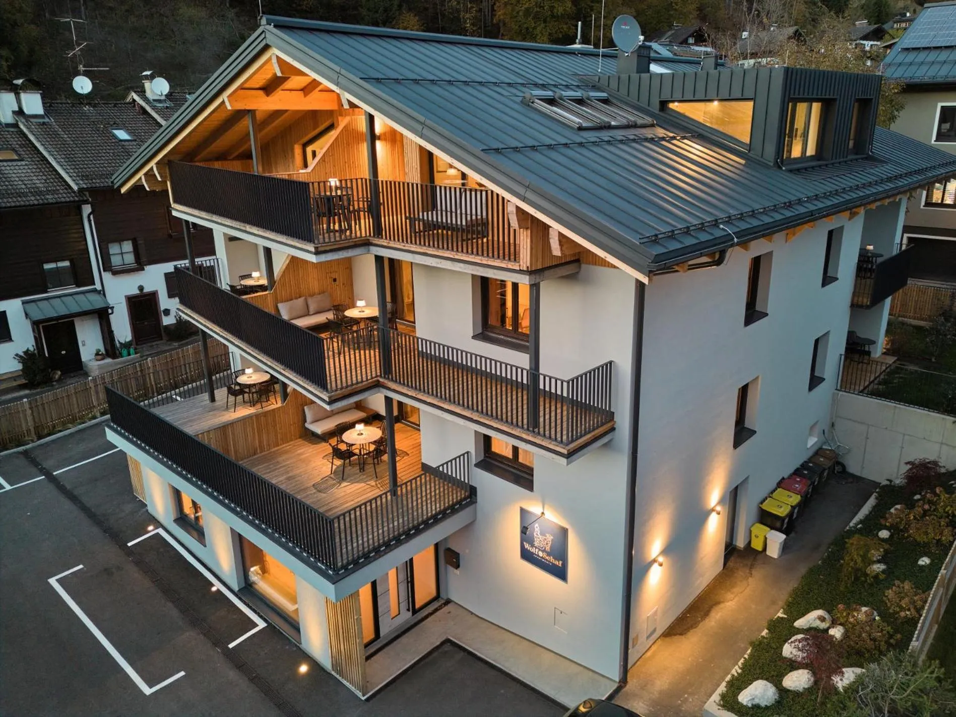 Property building in Wolf & Schaf Apartments