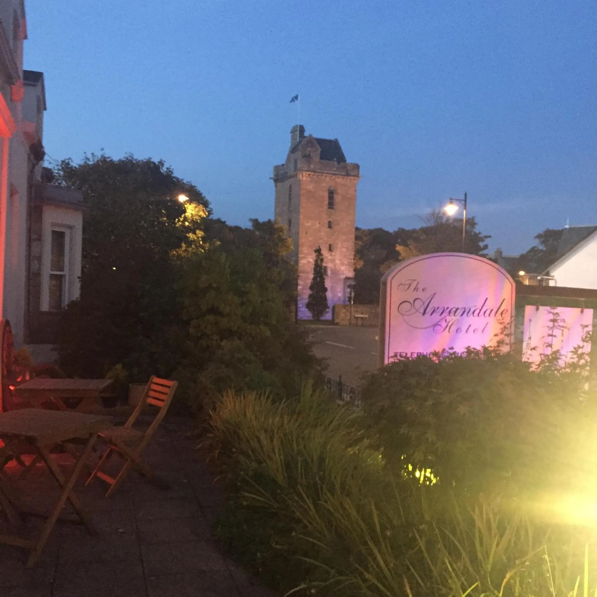 Neighbourhood in The Arrandale Hotel