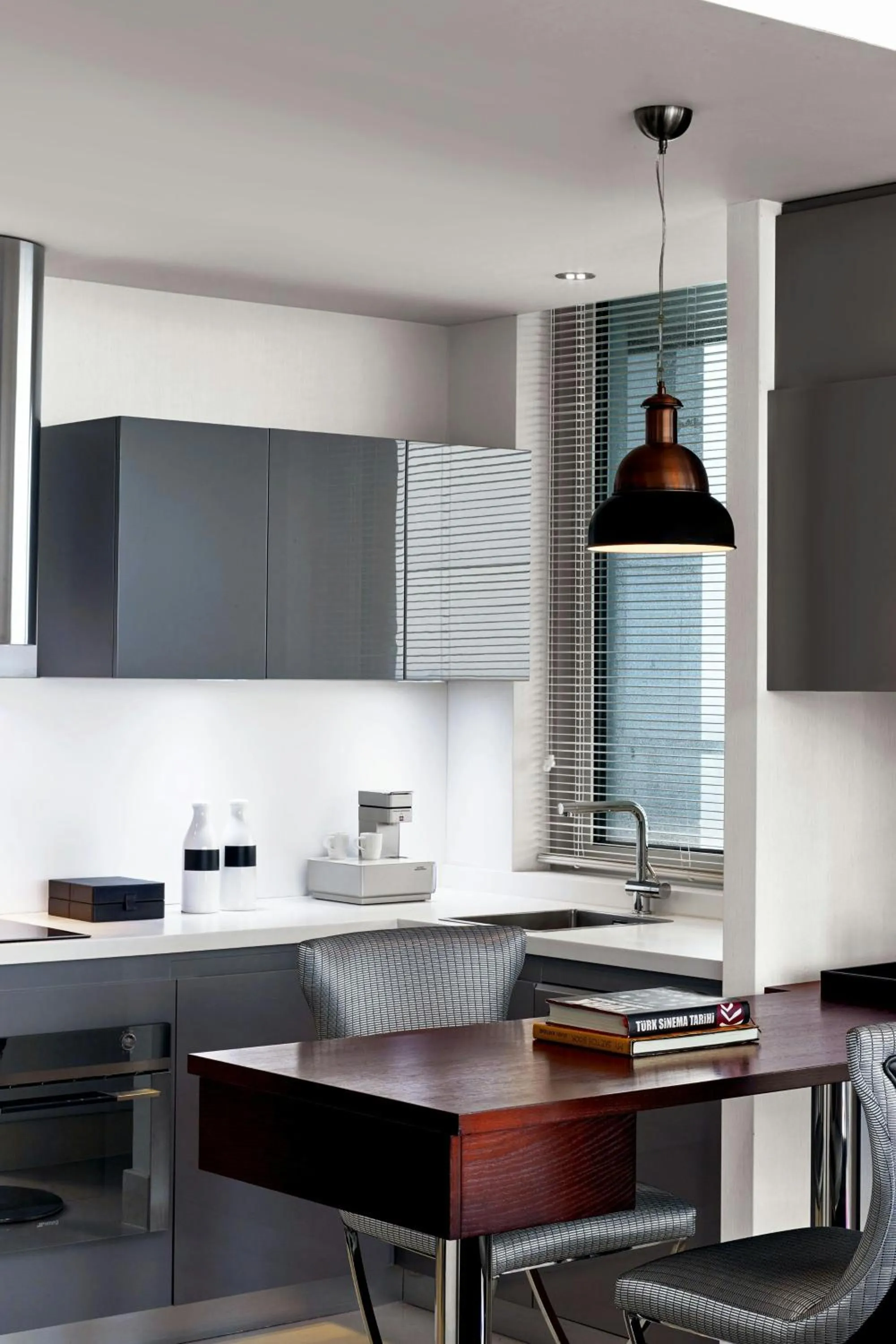 Kitchen or kitchenette in Le Meridien Istanbul Etiler