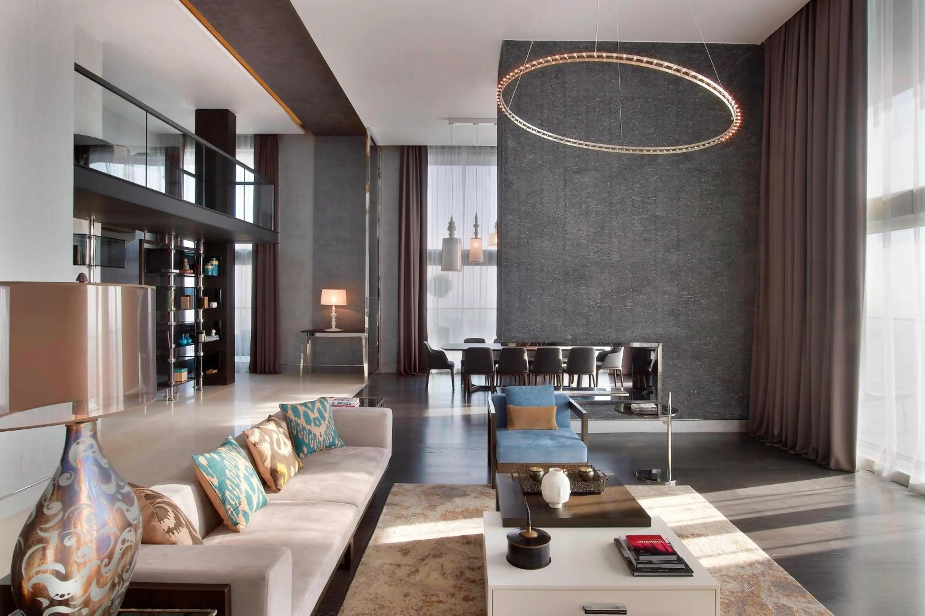 Living room in Le Meridien Istanbul Etiler