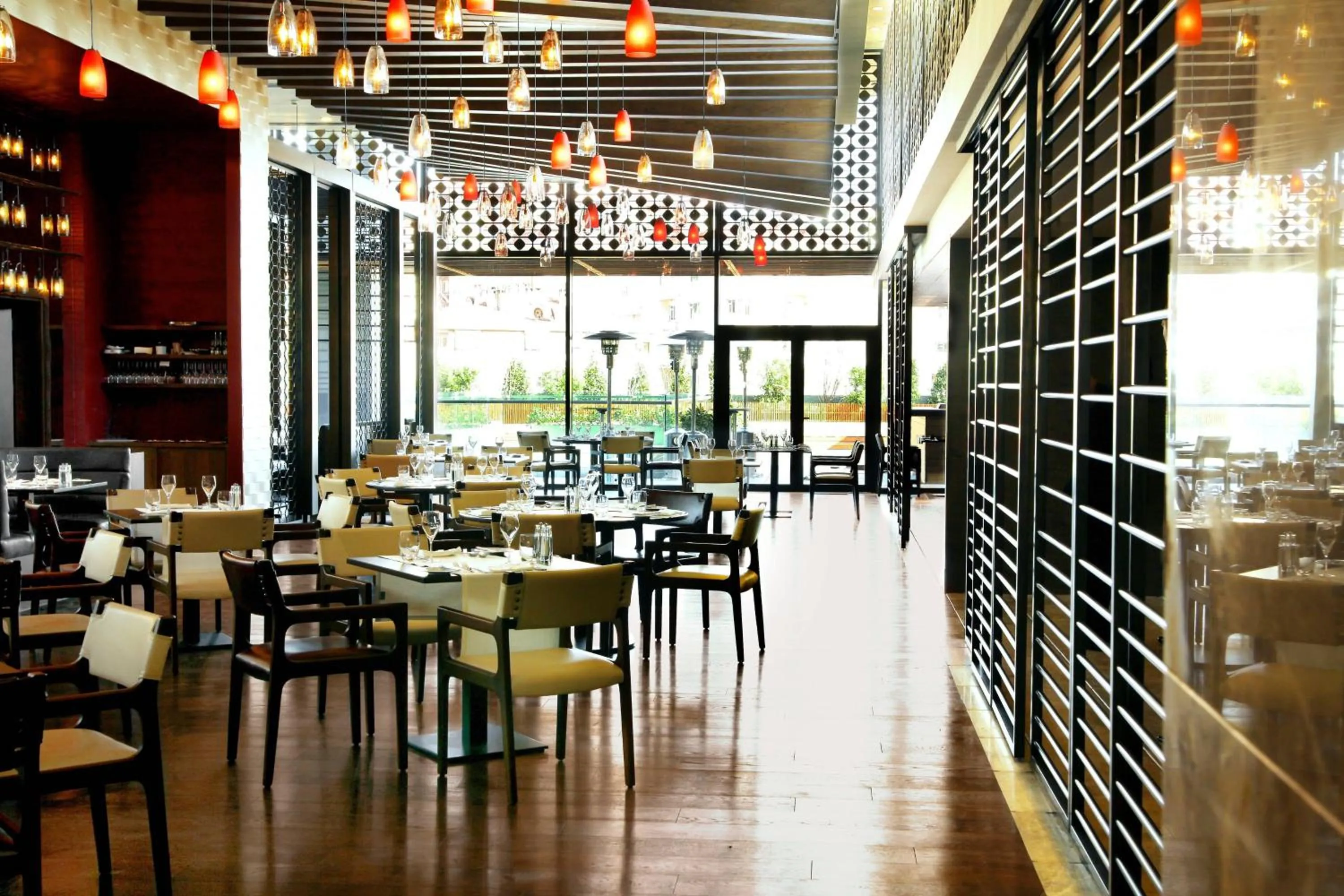 Restaurant/places to eat in Le Meridien Istanbul Etiler