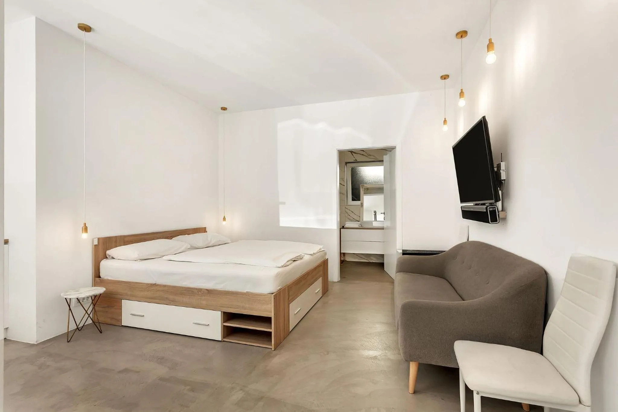 Bedroom, Bed in Pekarna apartments