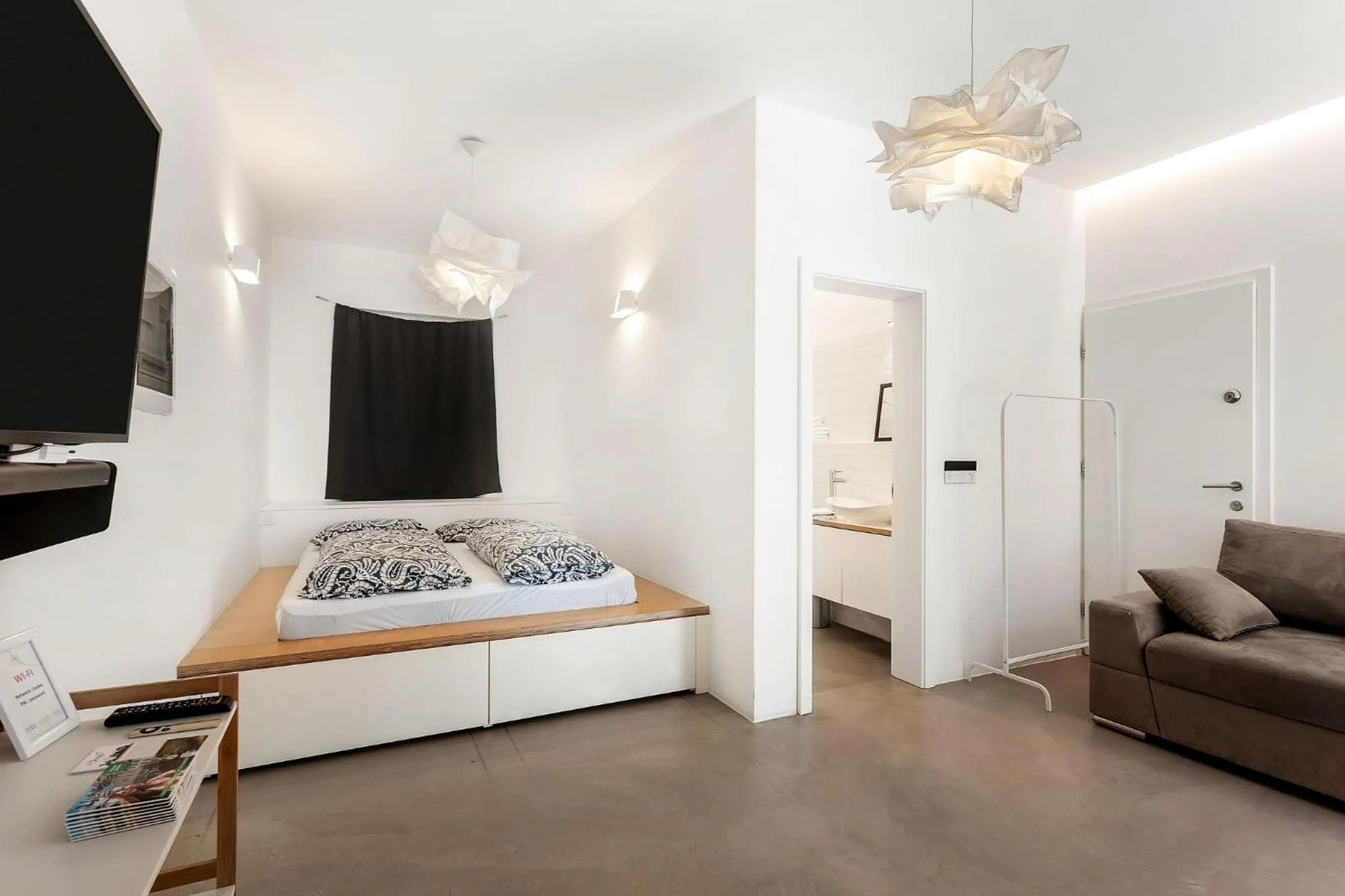 Bedroom, Bed in Pekarna apartments