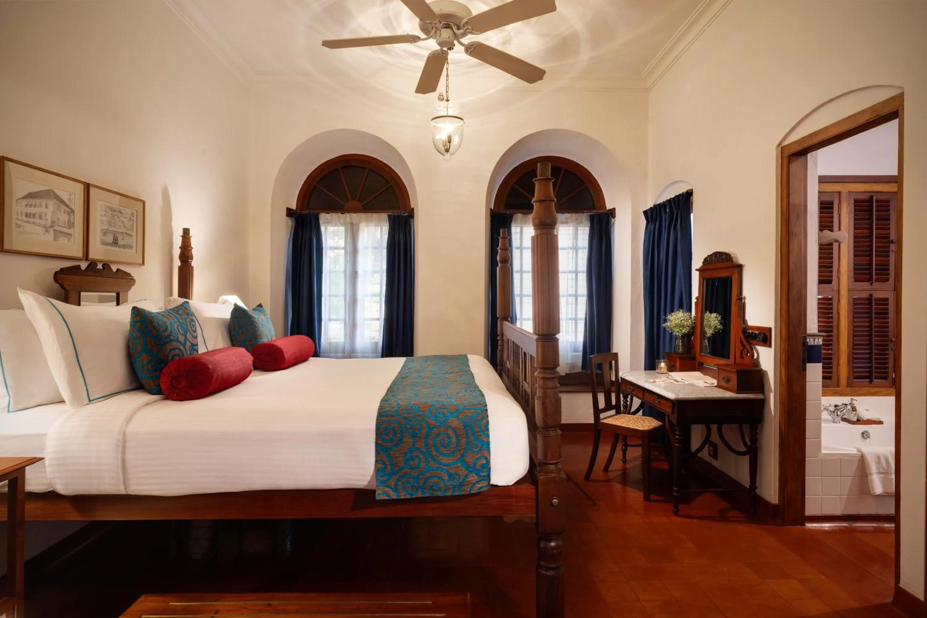 Bedroom, Bed in Brunton Boatyard - A CGH Earth Experience