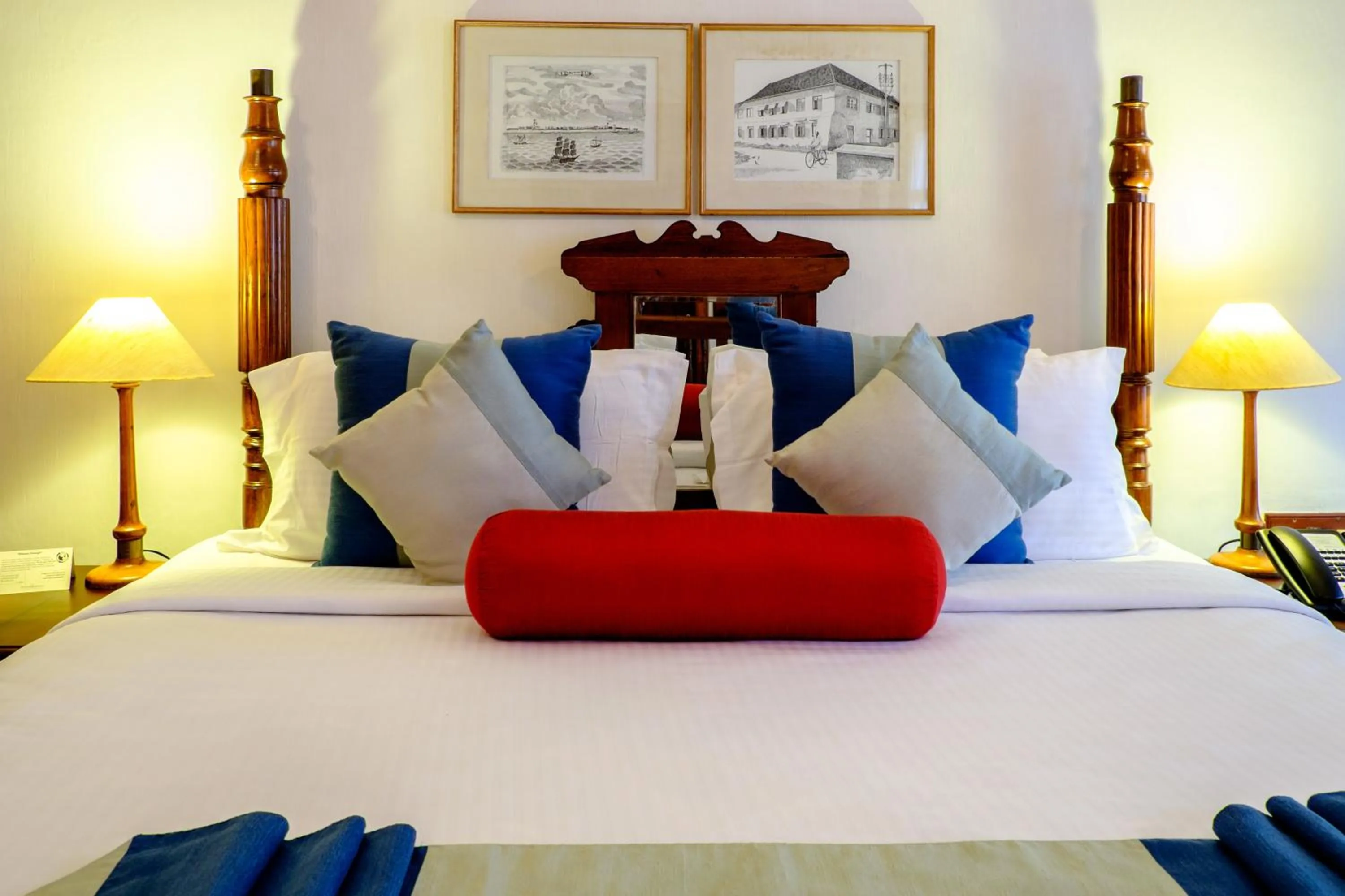 Bed in Brunton Boatyard - A CGH Earth Experience