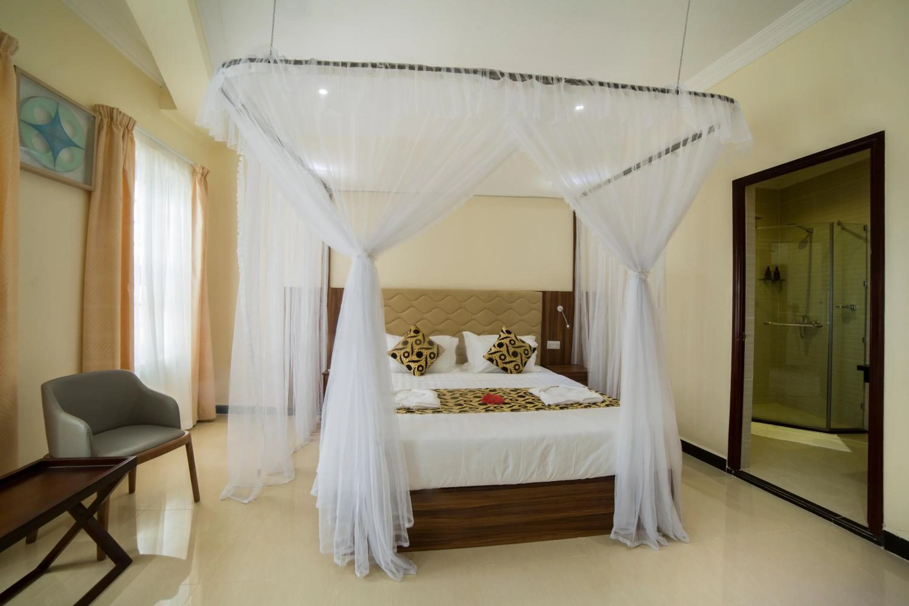 Photo of the whole room, Bed in Spice Palace Hotel