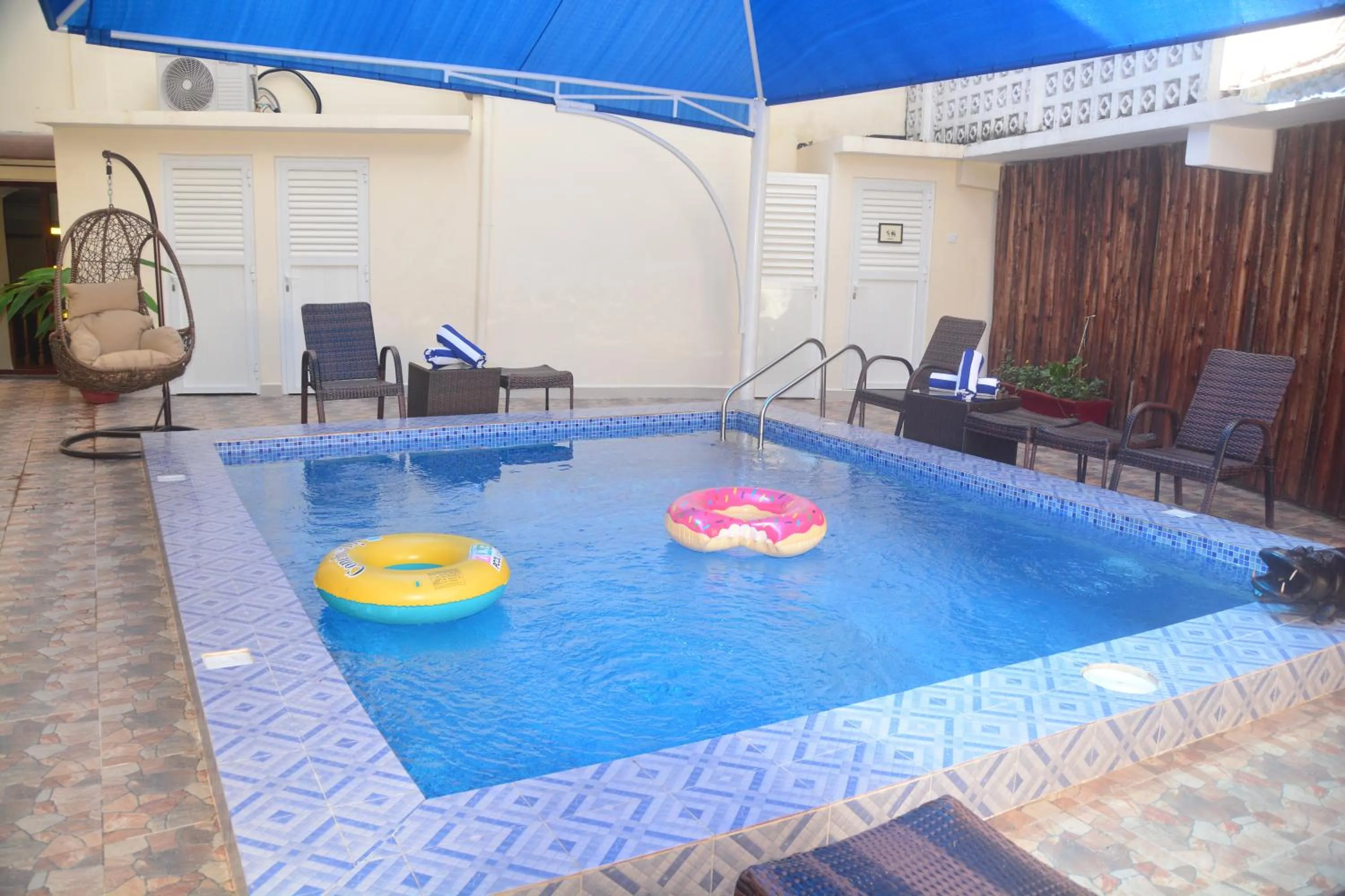 Swimming pool in Spice Palace Hotel
