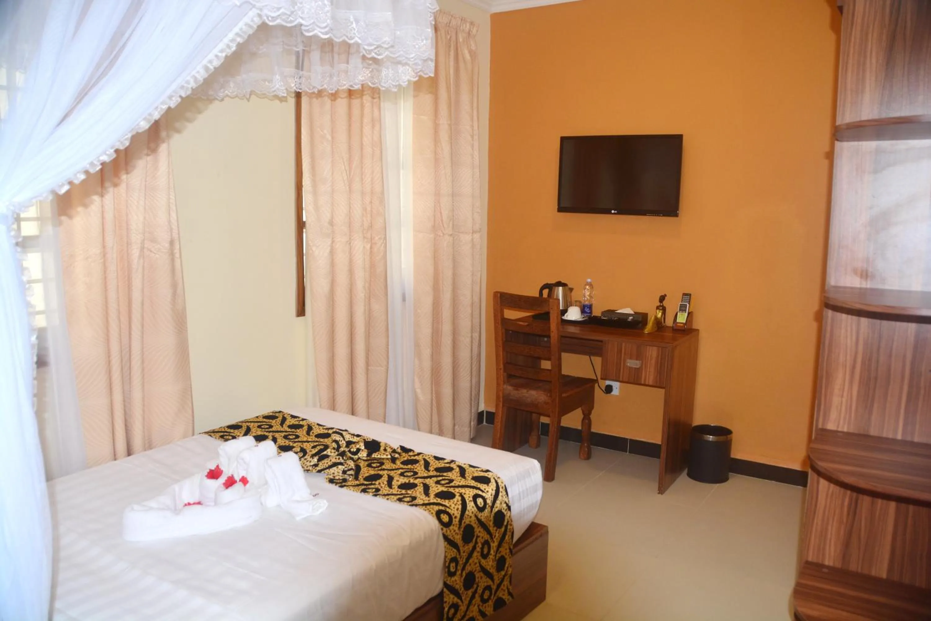 Bedroom, Bed in Spice Palace Hotel