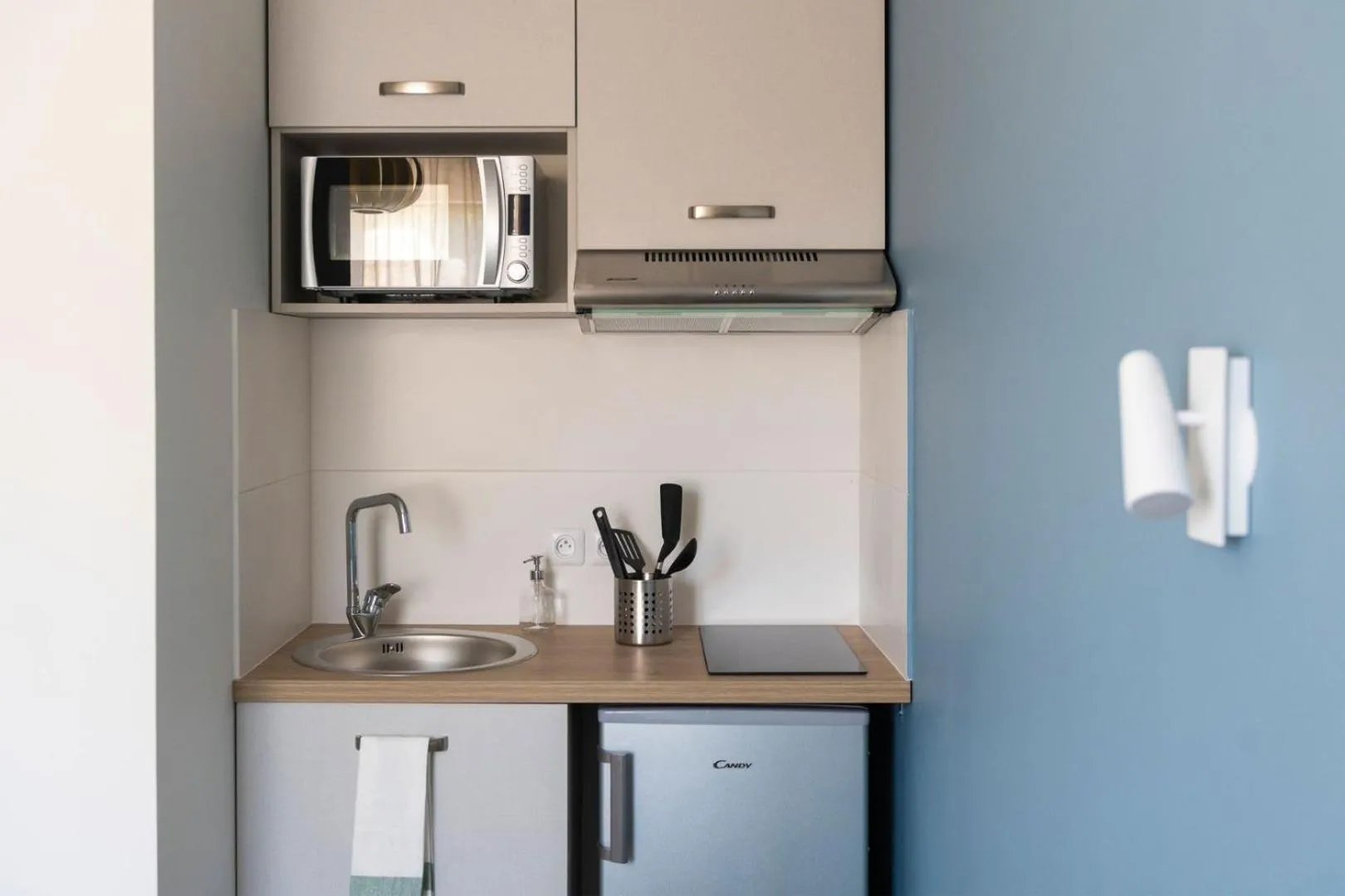 Kitchen or kitchenette in Hotel Enight