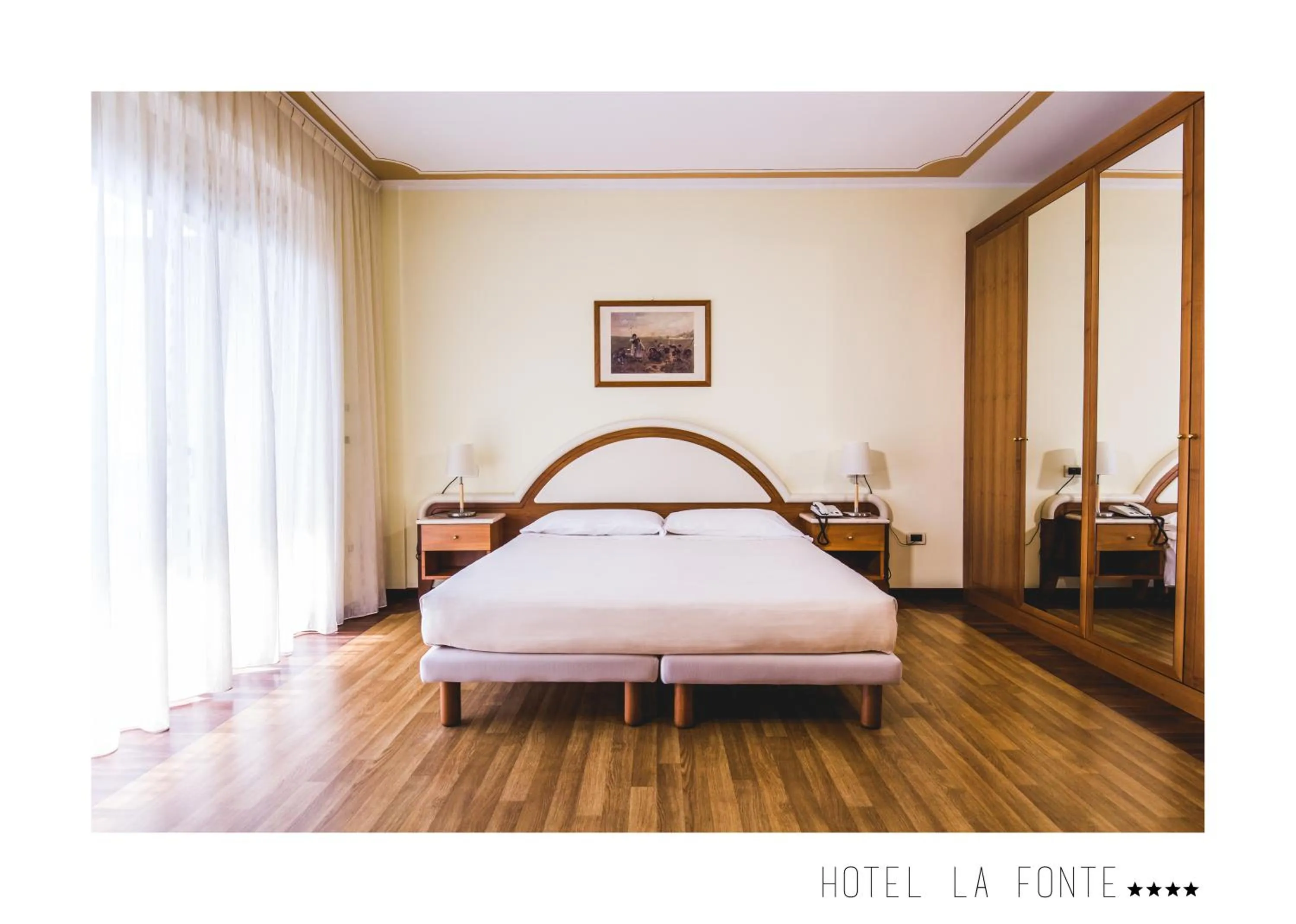 Bedroom, Bed in La Fonte Hotel