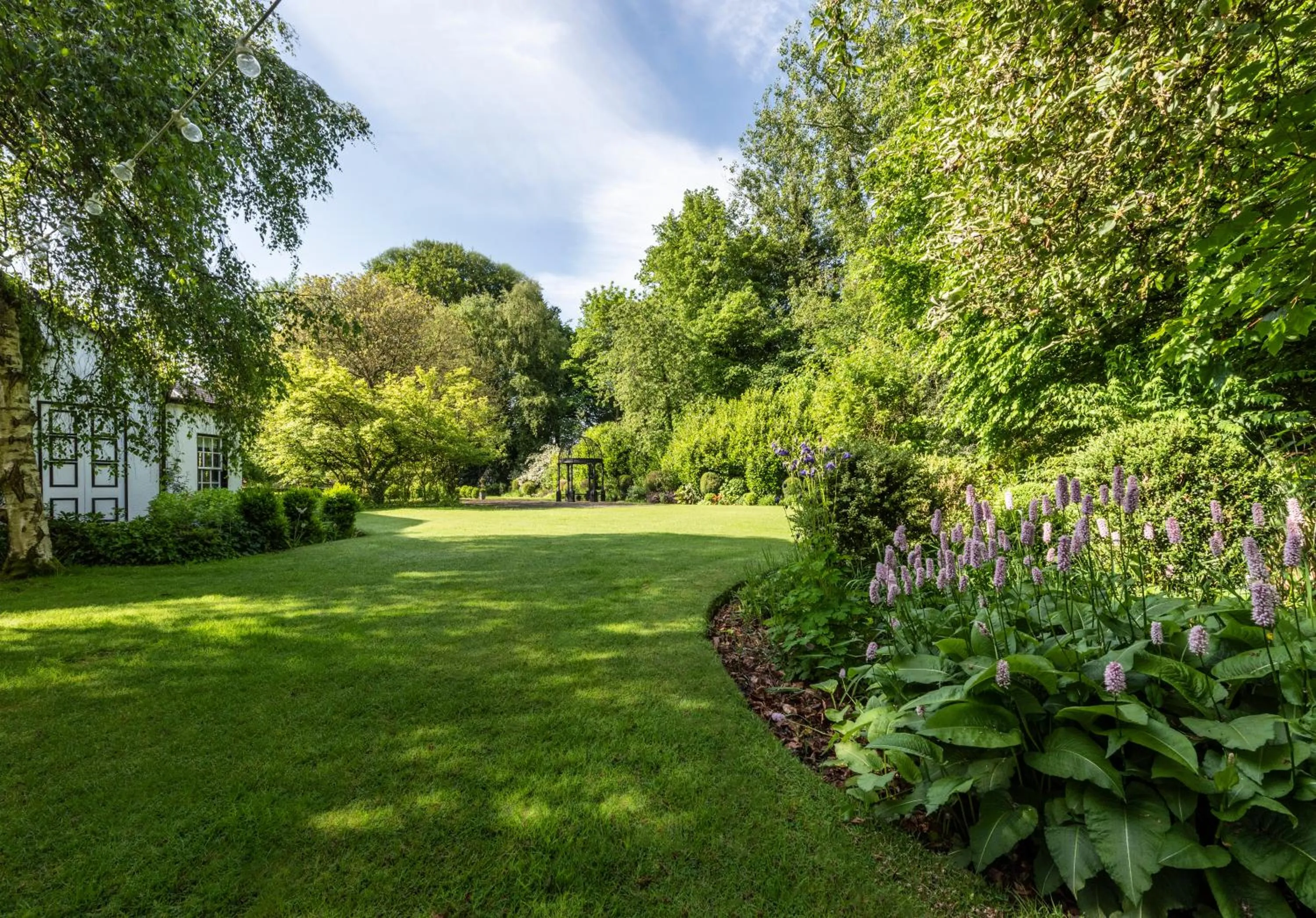 Garden in Statham Lodge Hotel