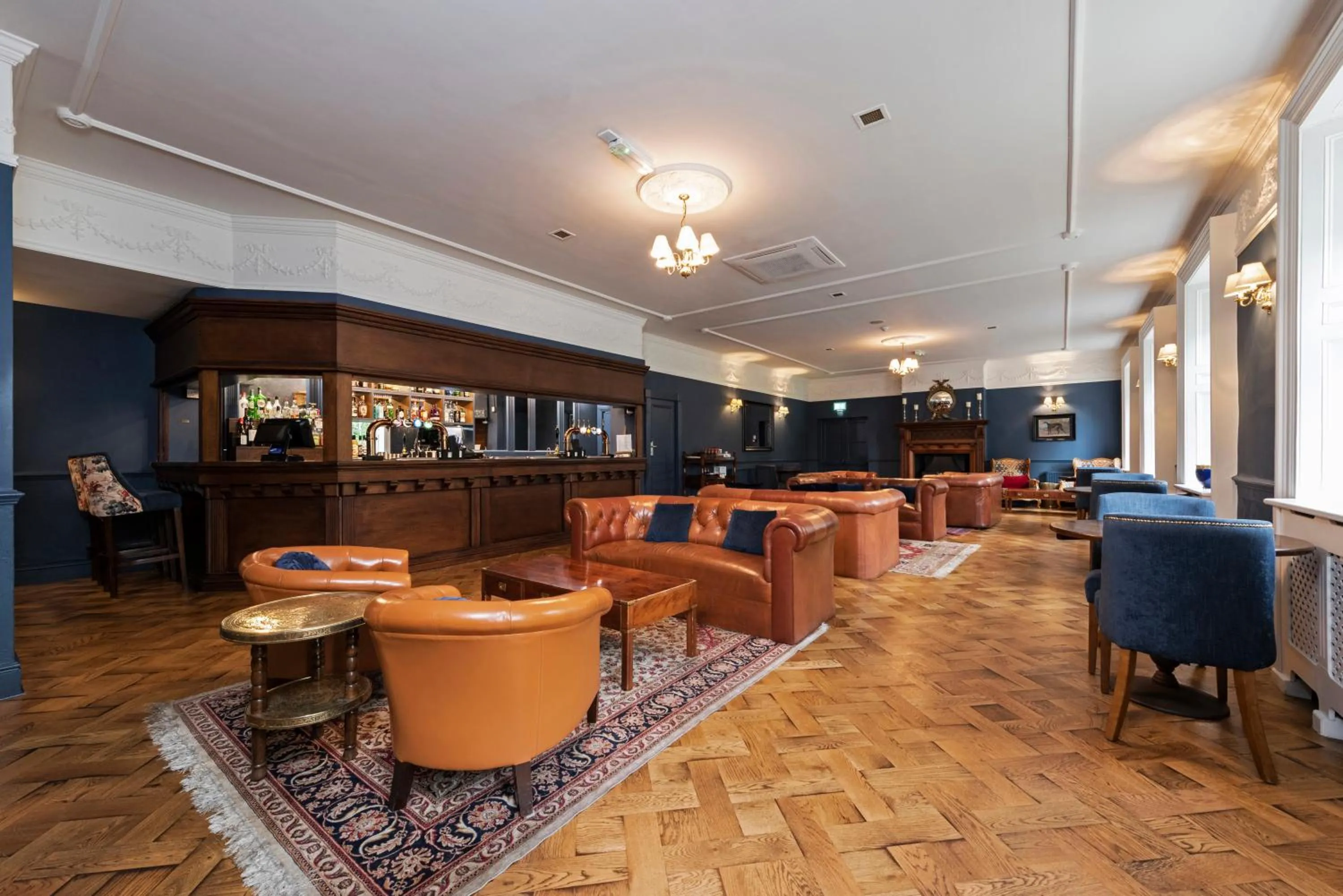 Nightclub / DJ in Statham Lodge Hotel