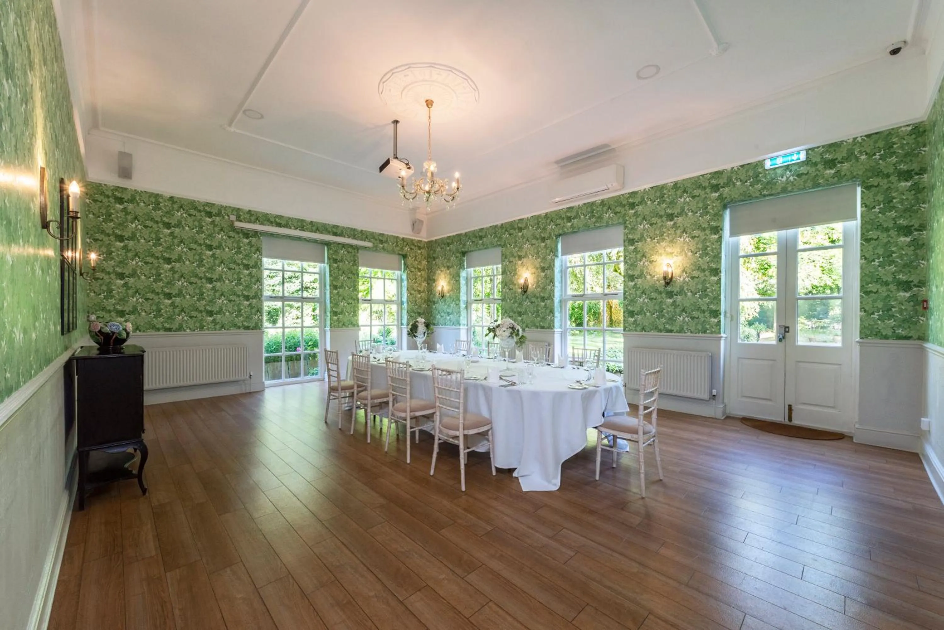 Business facilities in Statham Lodge Hotel