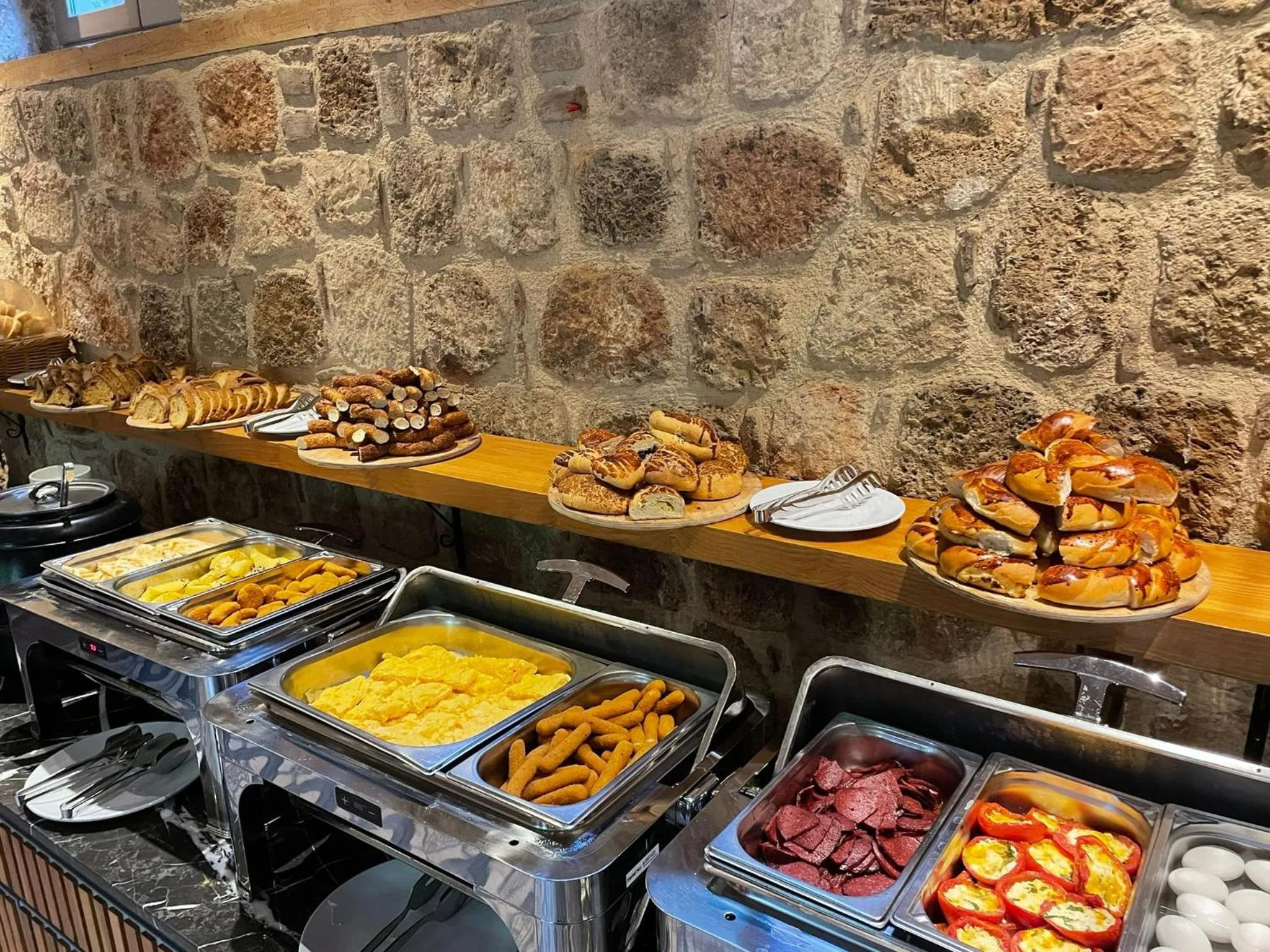 Restaurant/places to eat in Puding Hotel