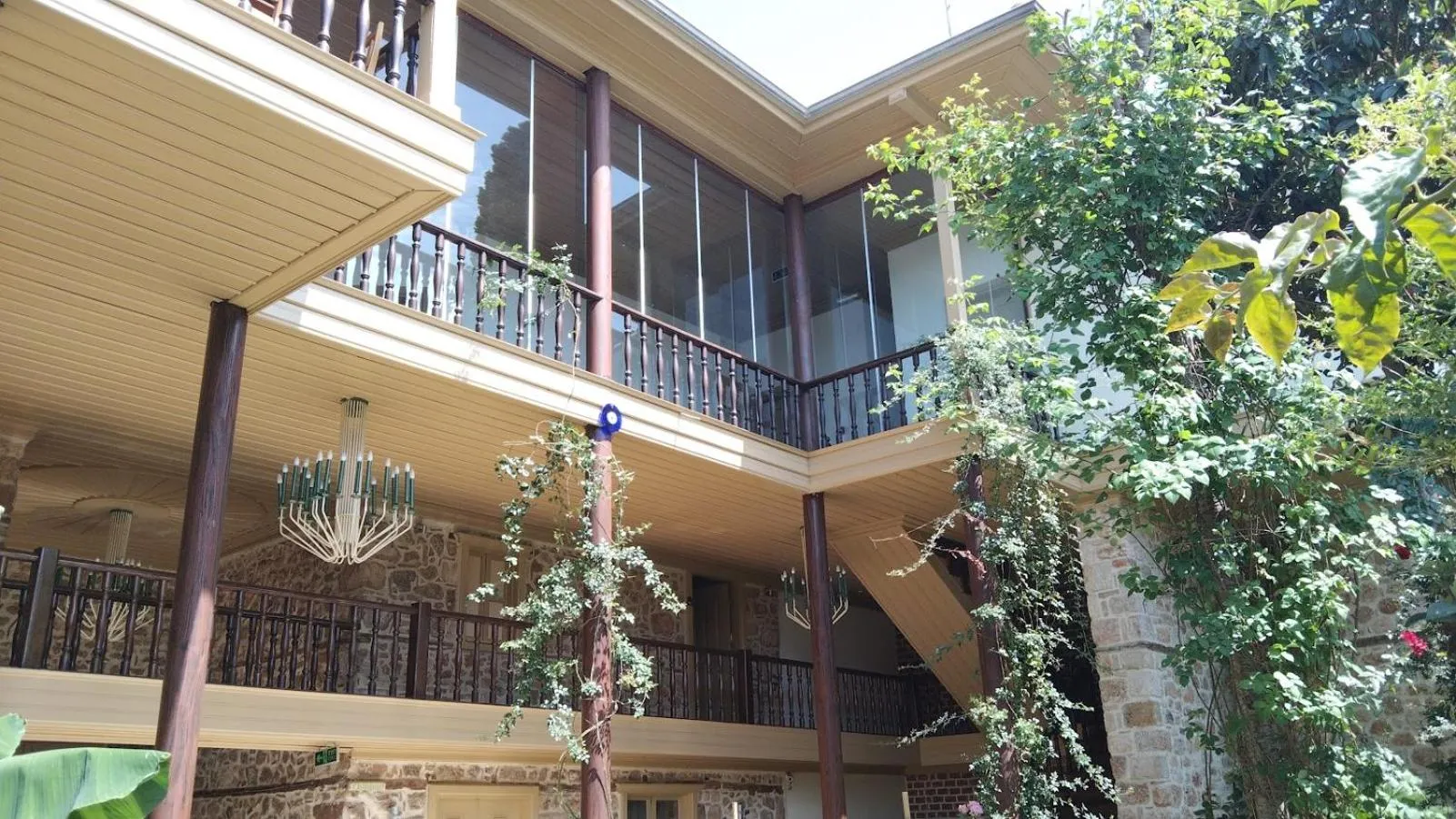 Property building in Puding Hotel