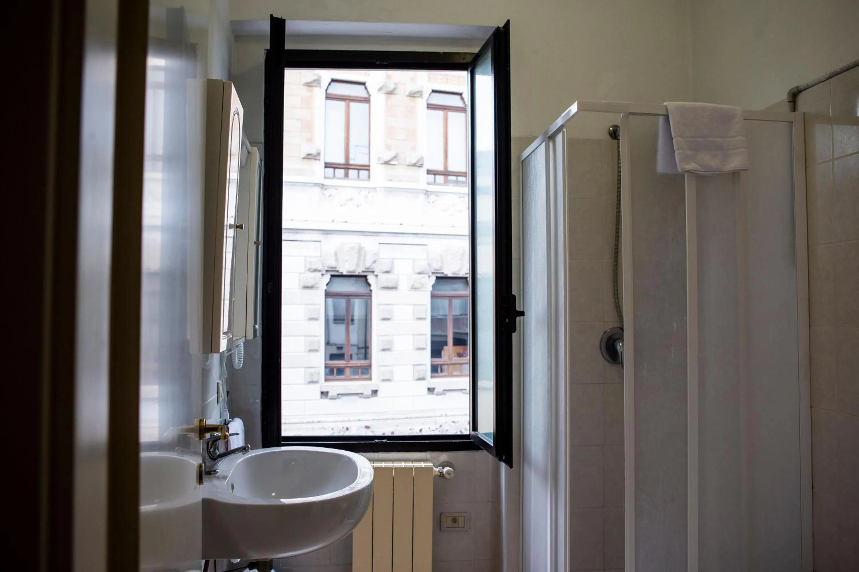 Bathroom in Hotel Astor